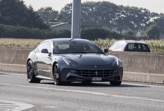 Ferrari FF