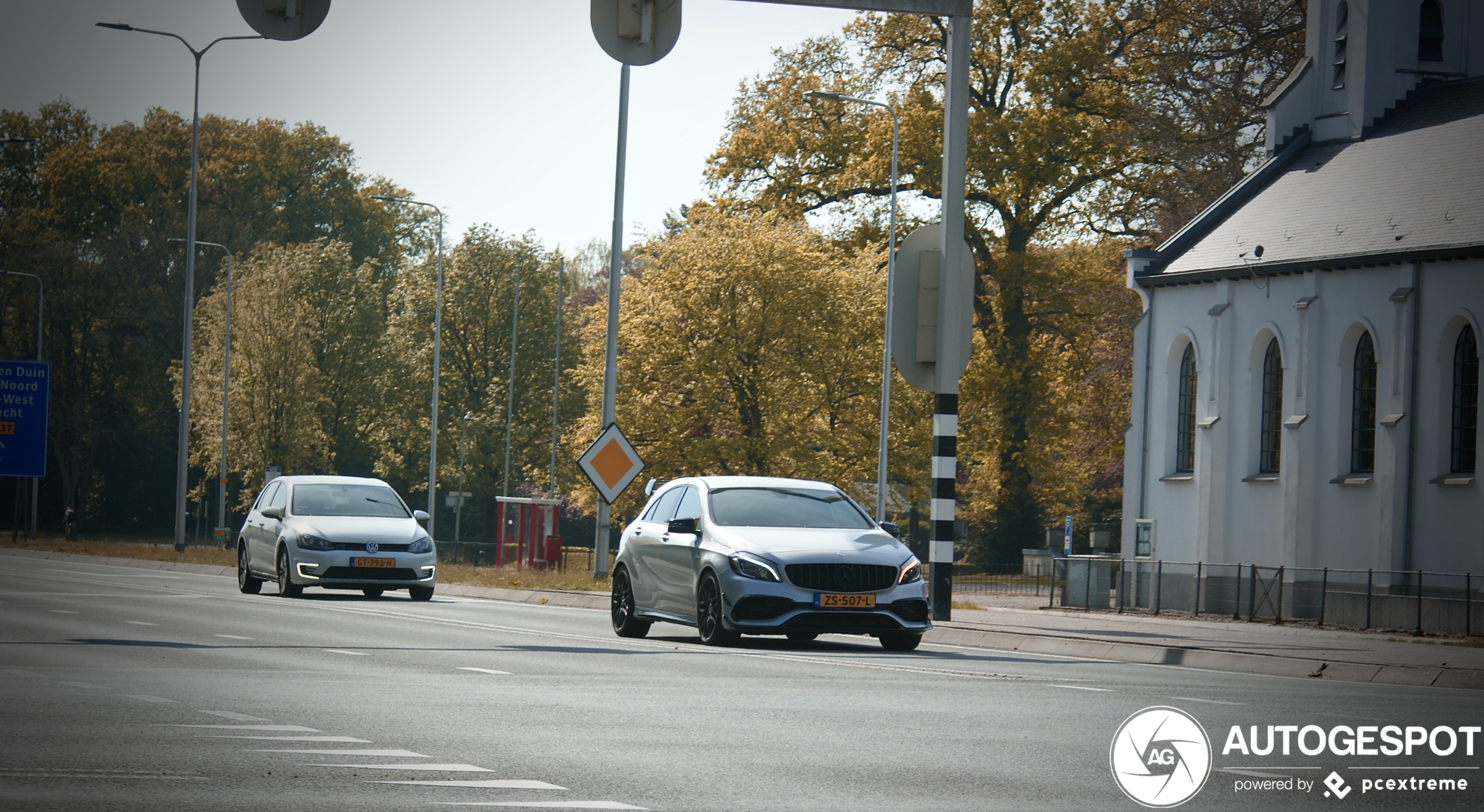 Mercedes-AMG A 45 W176 2015