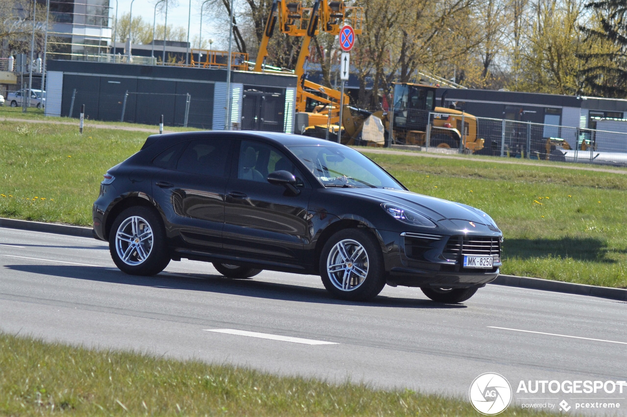 Porsche 95B Macan Turbo MkII