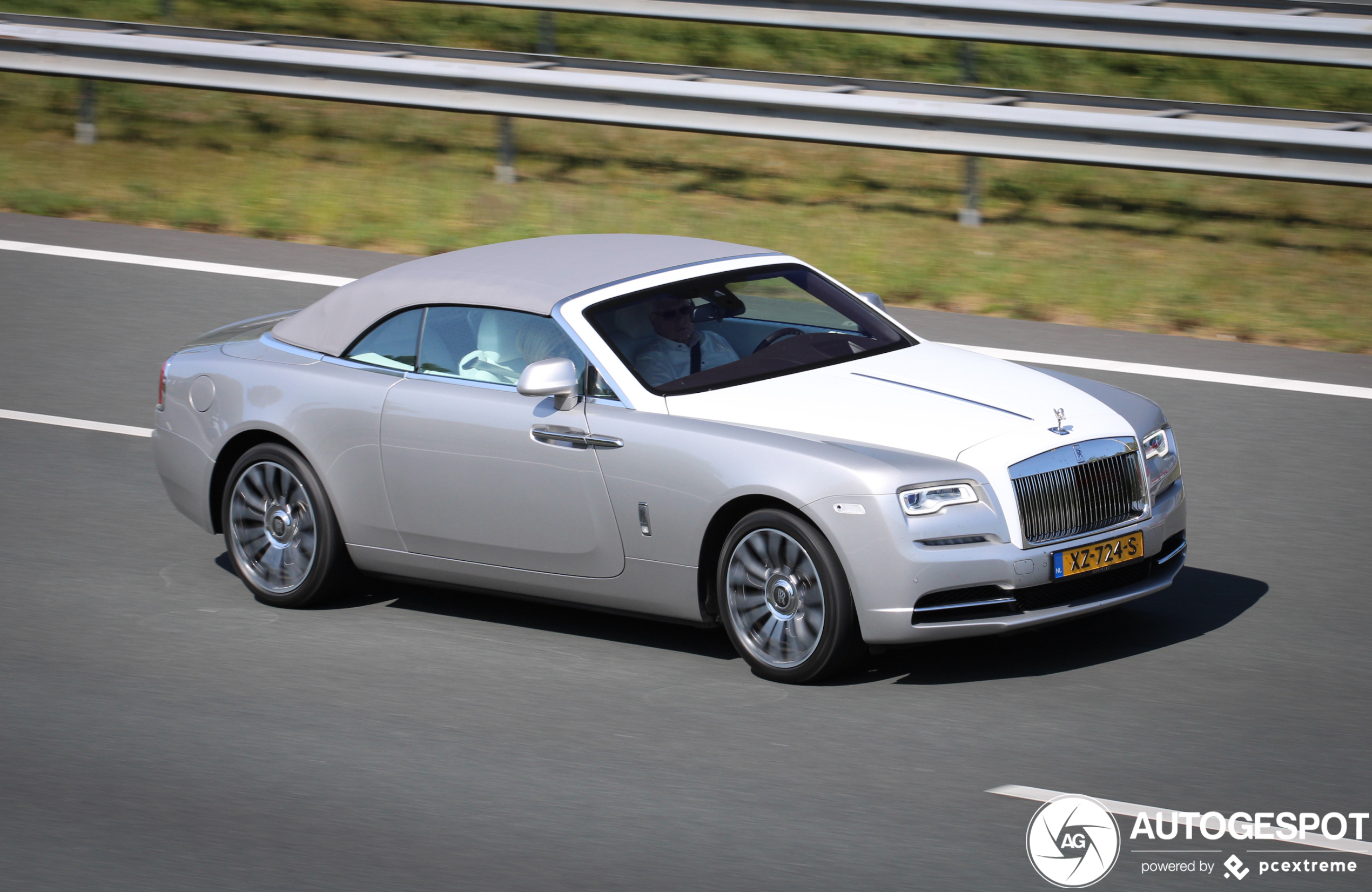 Rolls-Royce Dawn