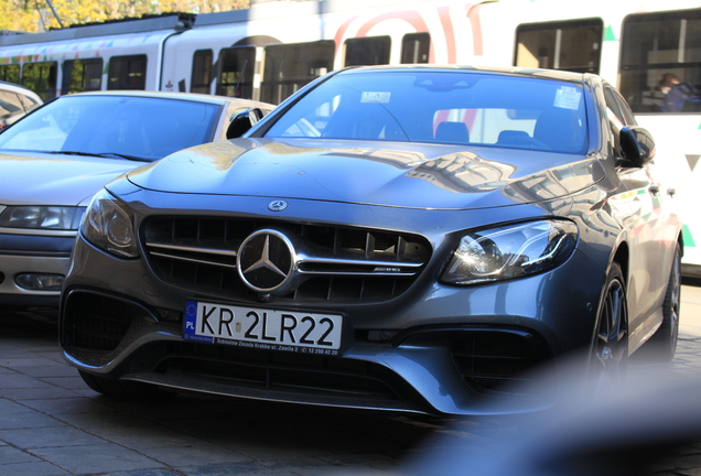 Mercedes-AMG E 63 S W213