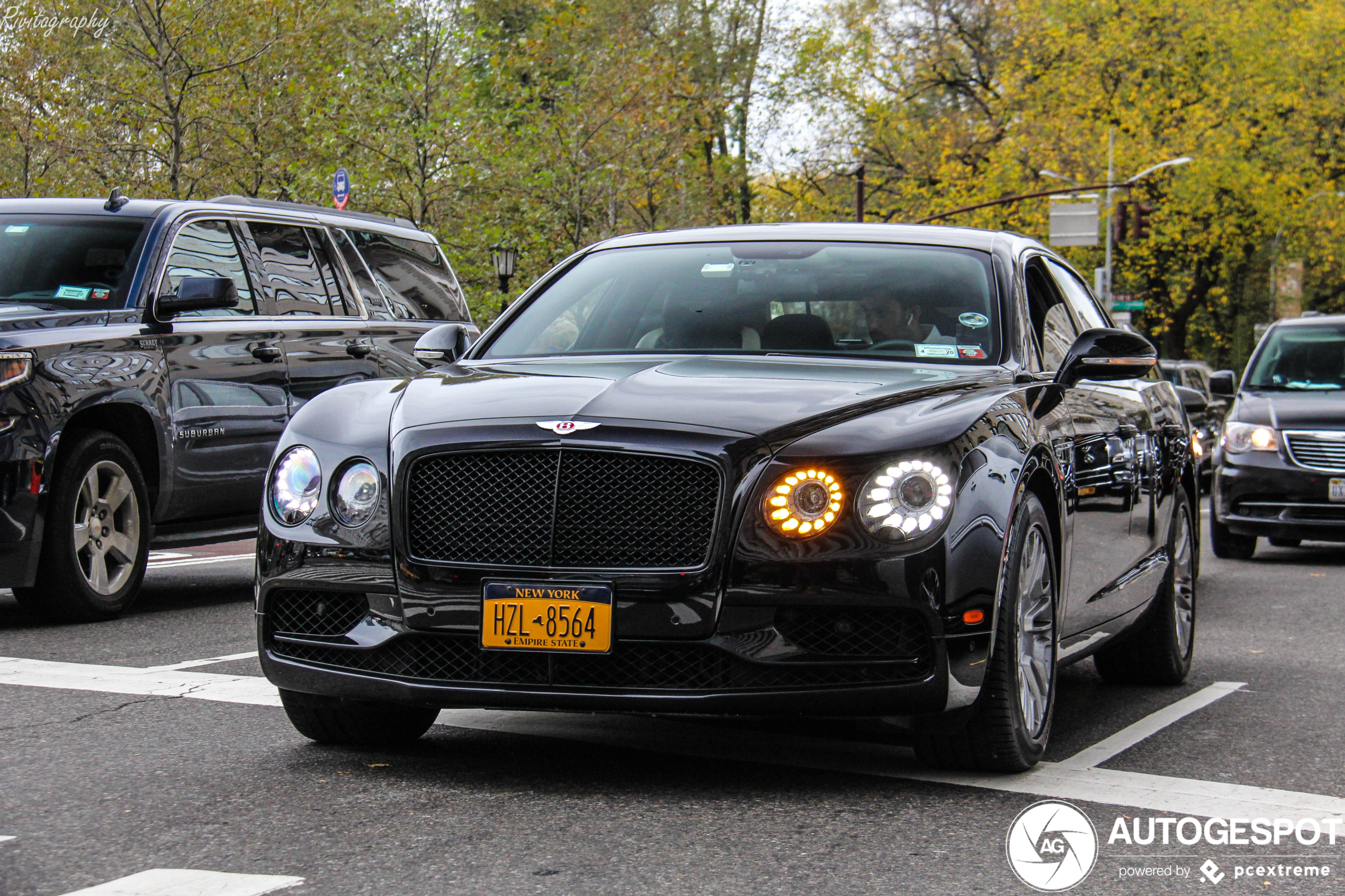 Bentley Flying Spur V8 S