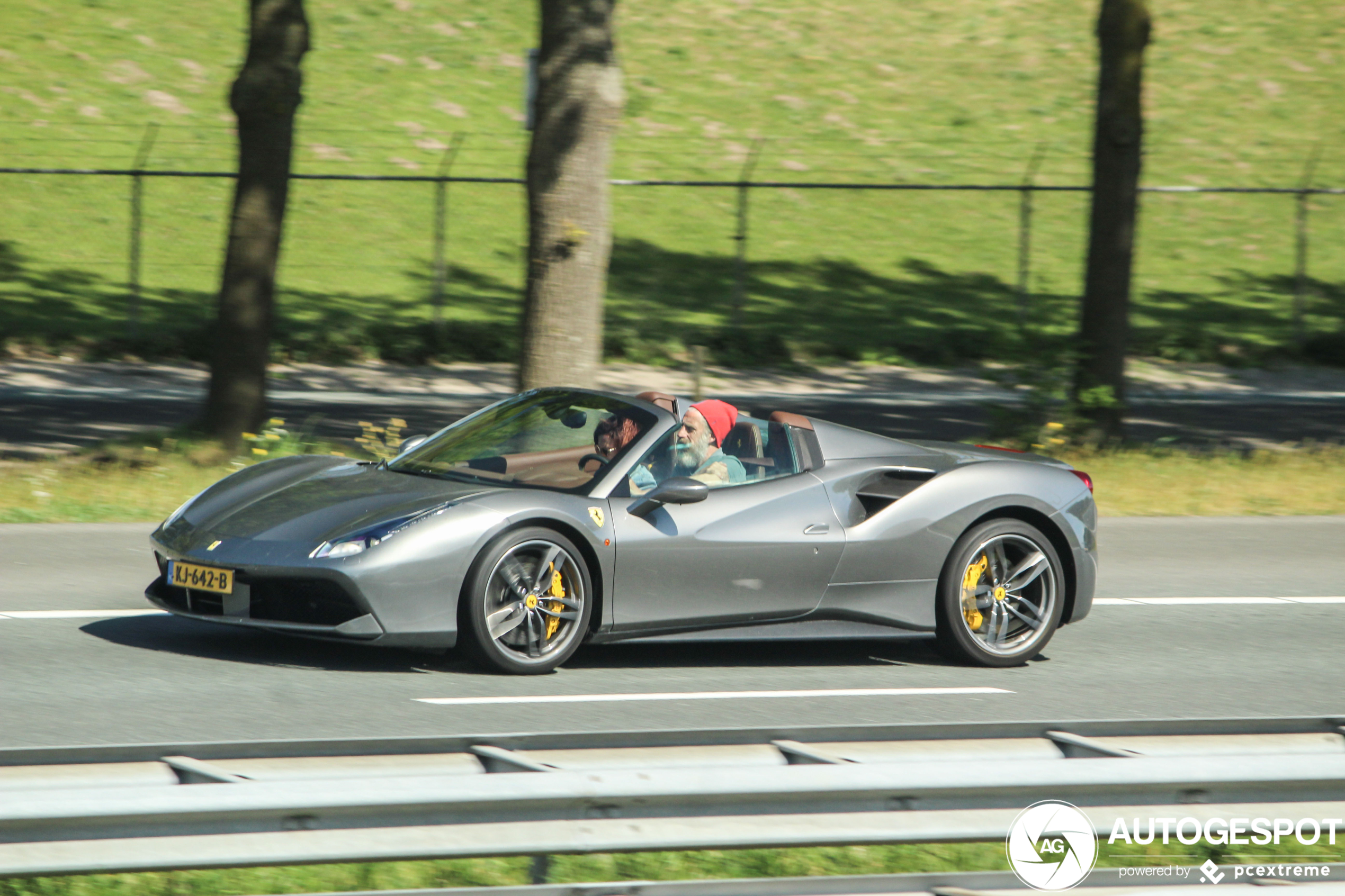 Ferrari 488 Spider