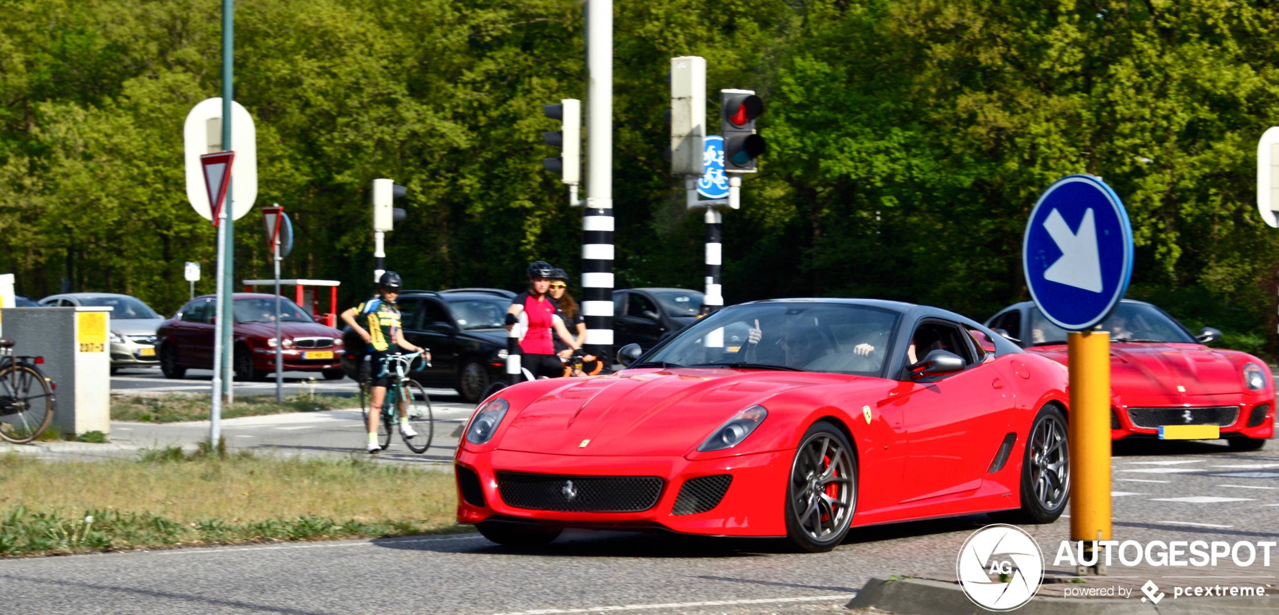 Combospot: dubbele Ferrari 599 GTO