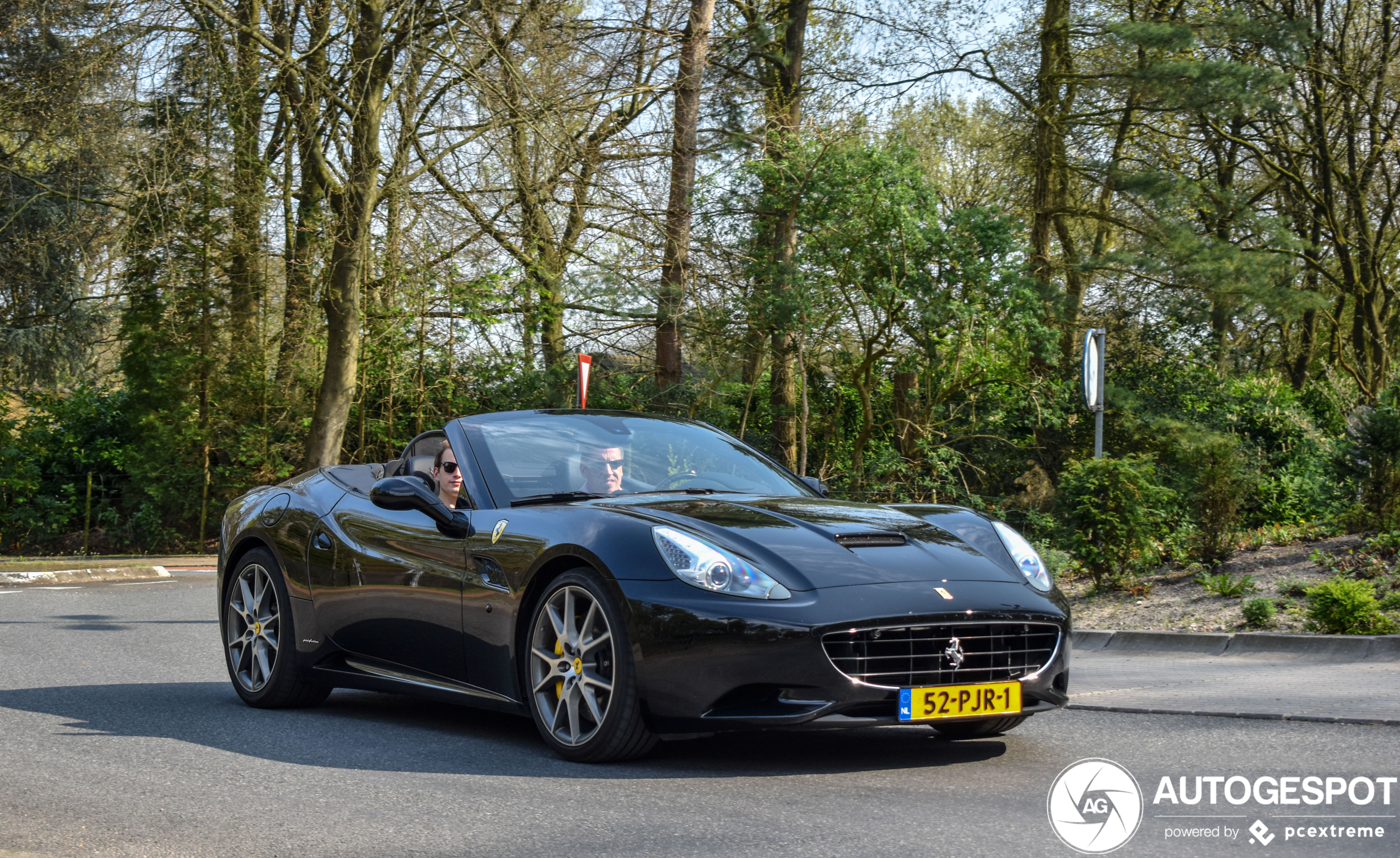 Ferrari California