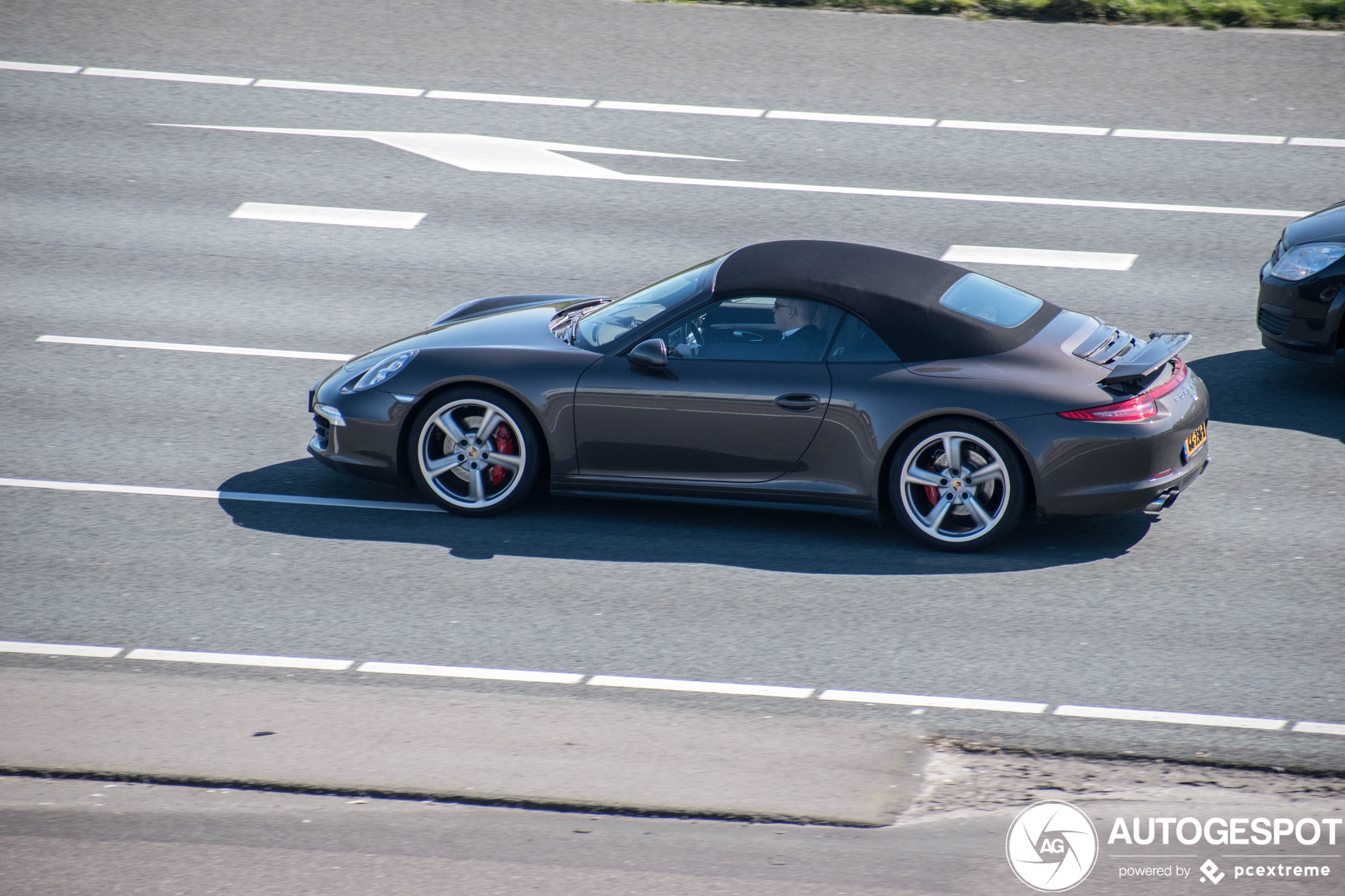 Porsche 991 Carrera 4S Cabriolet MkI