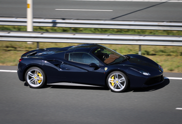 Ferrari 488 Spider