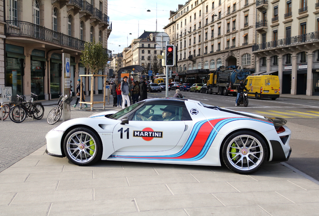 Porsche 918 Spyder Weissach Package