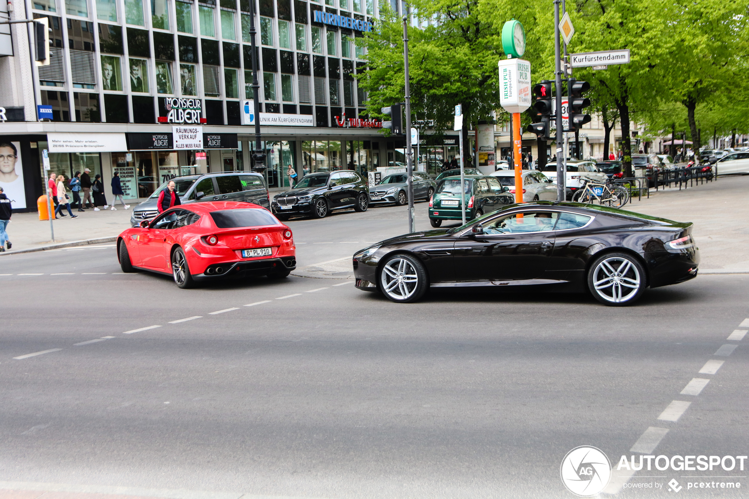 Aston Martin Virage 2011