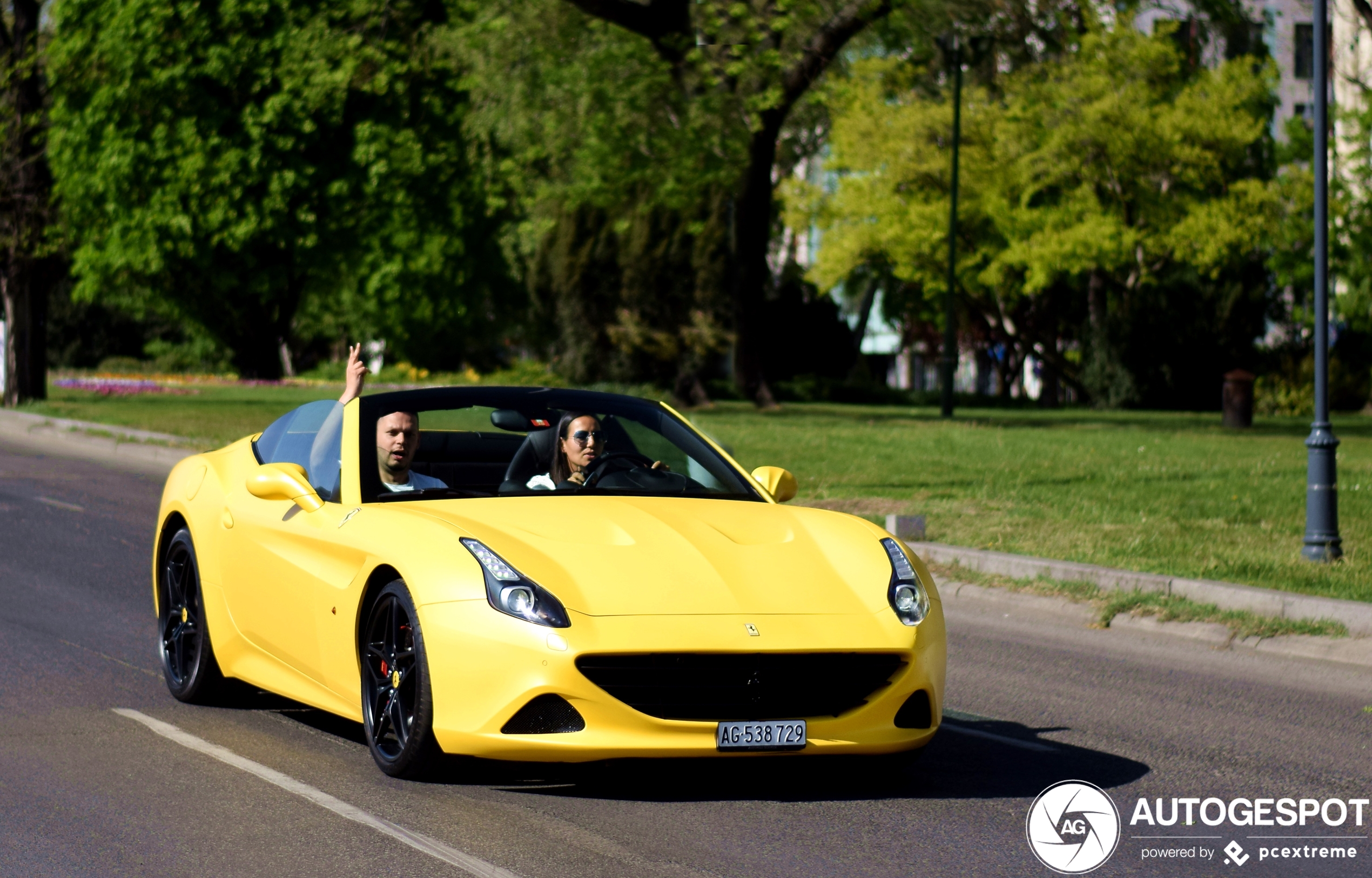 Ferrari California T