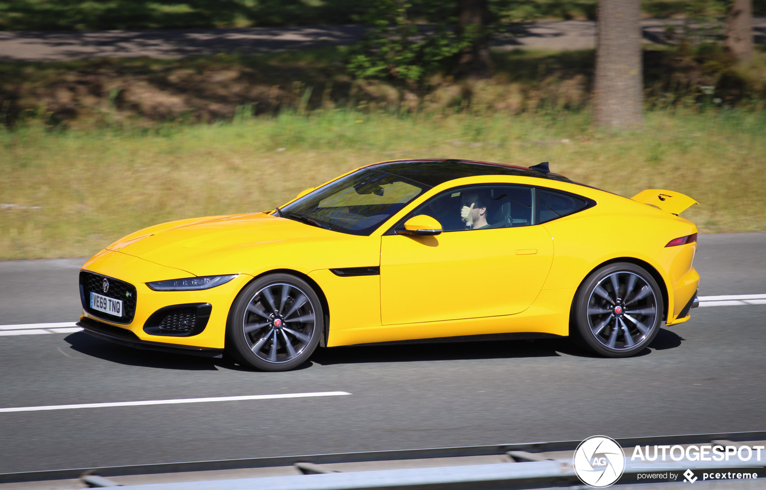 Jaguar F-TYPE R Coupé 2020