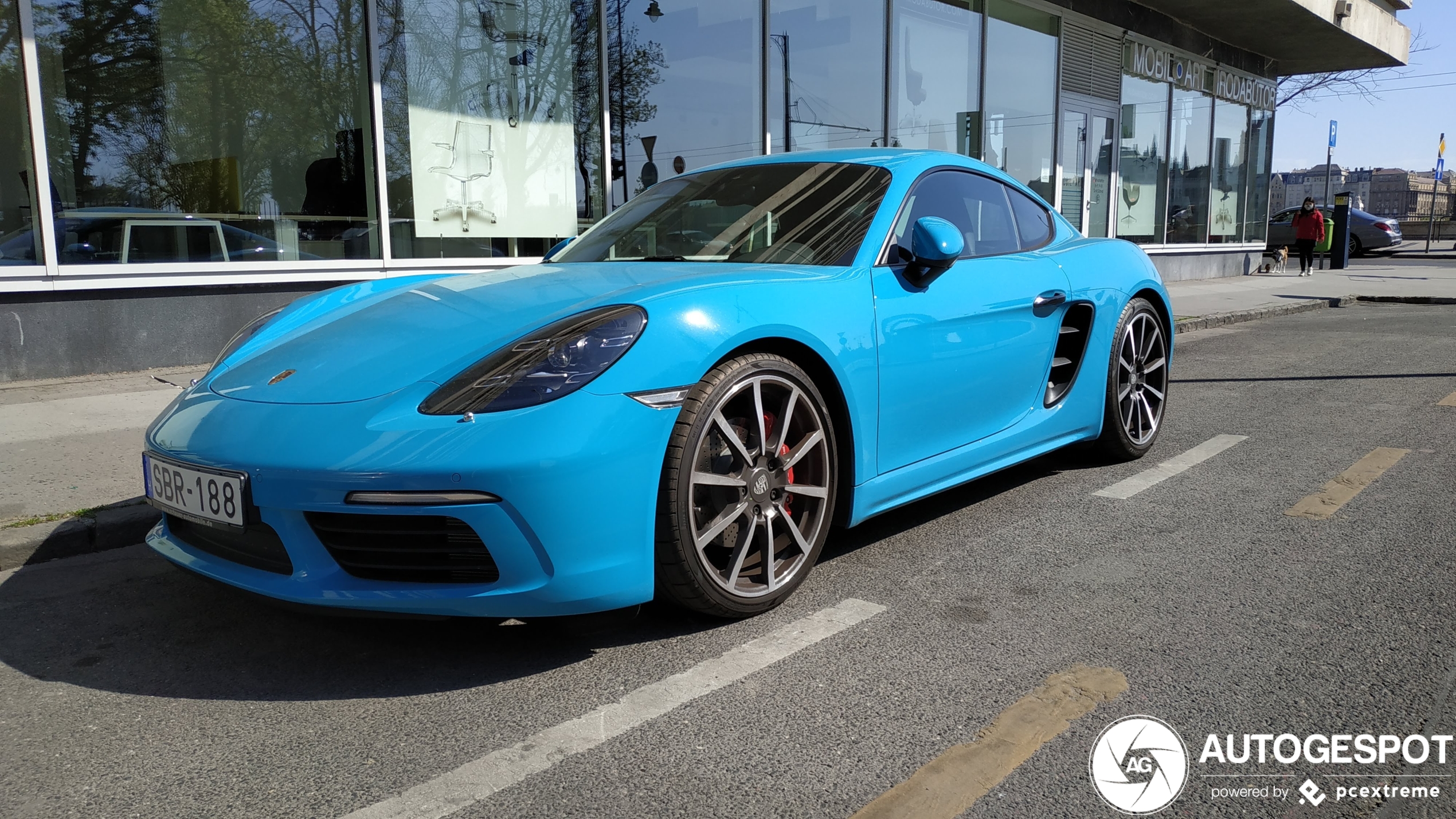 Porsche 718 Cayman S