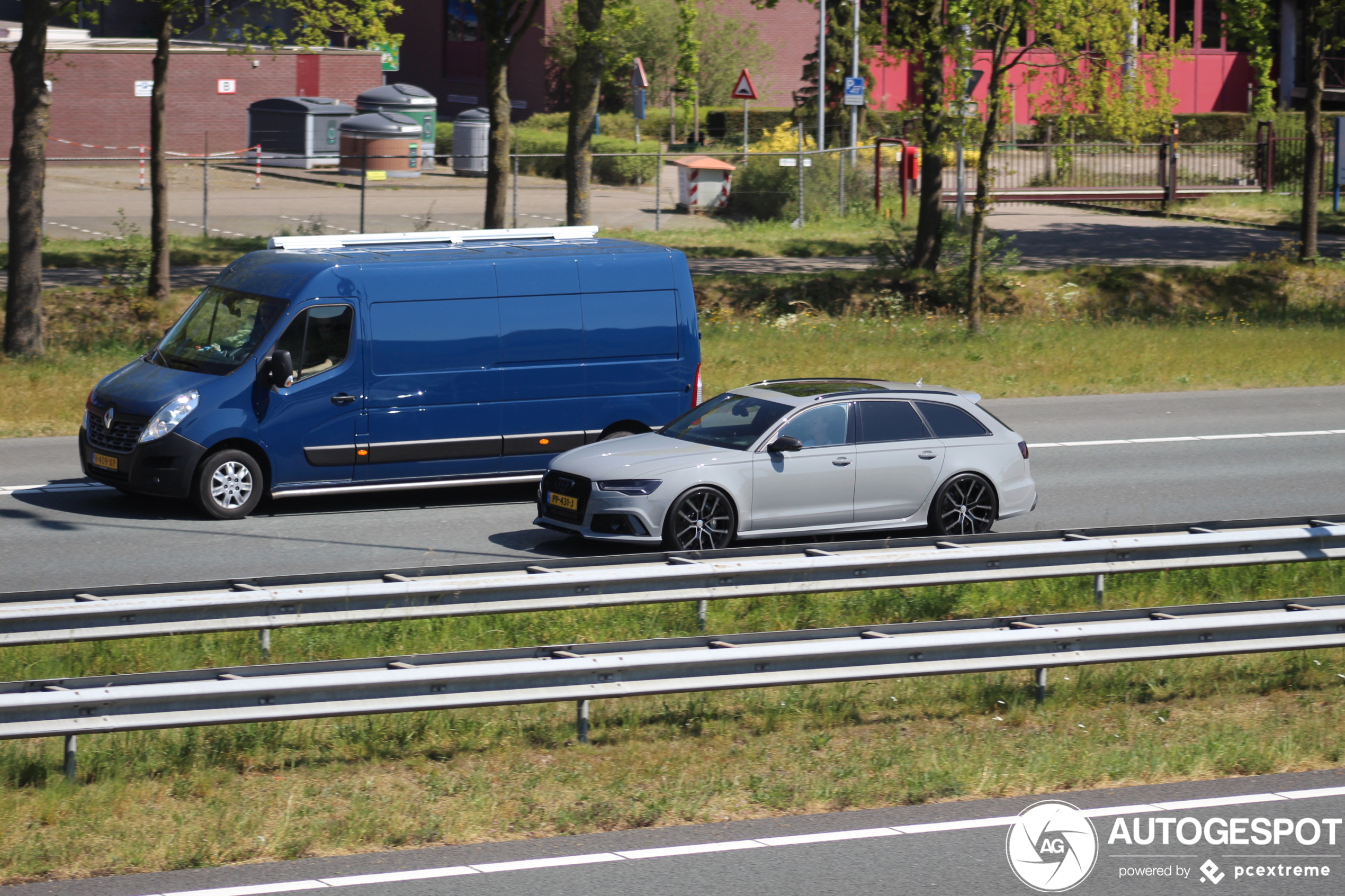 Audi RS6 Avant C7