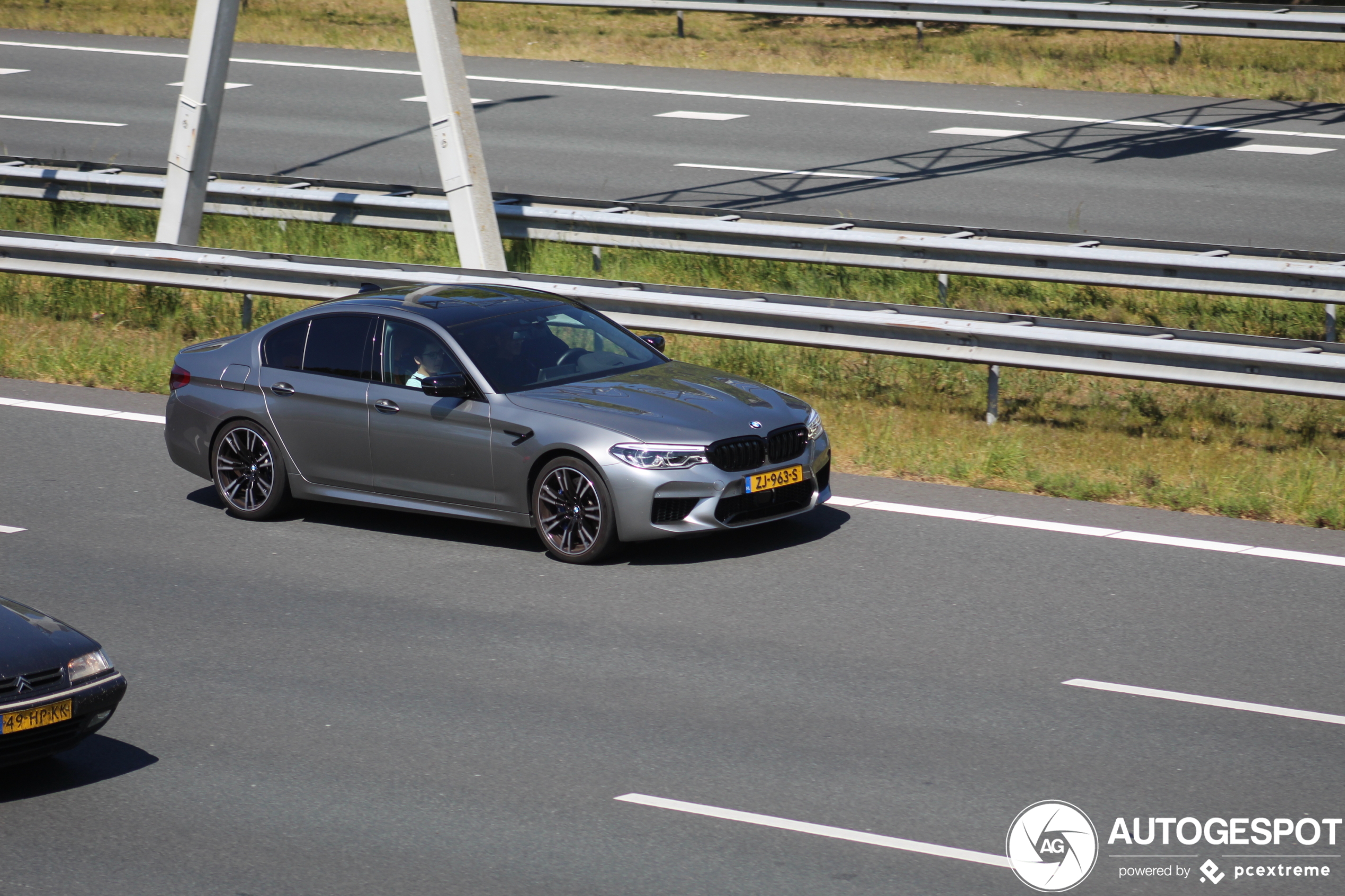 BMW M5 F90