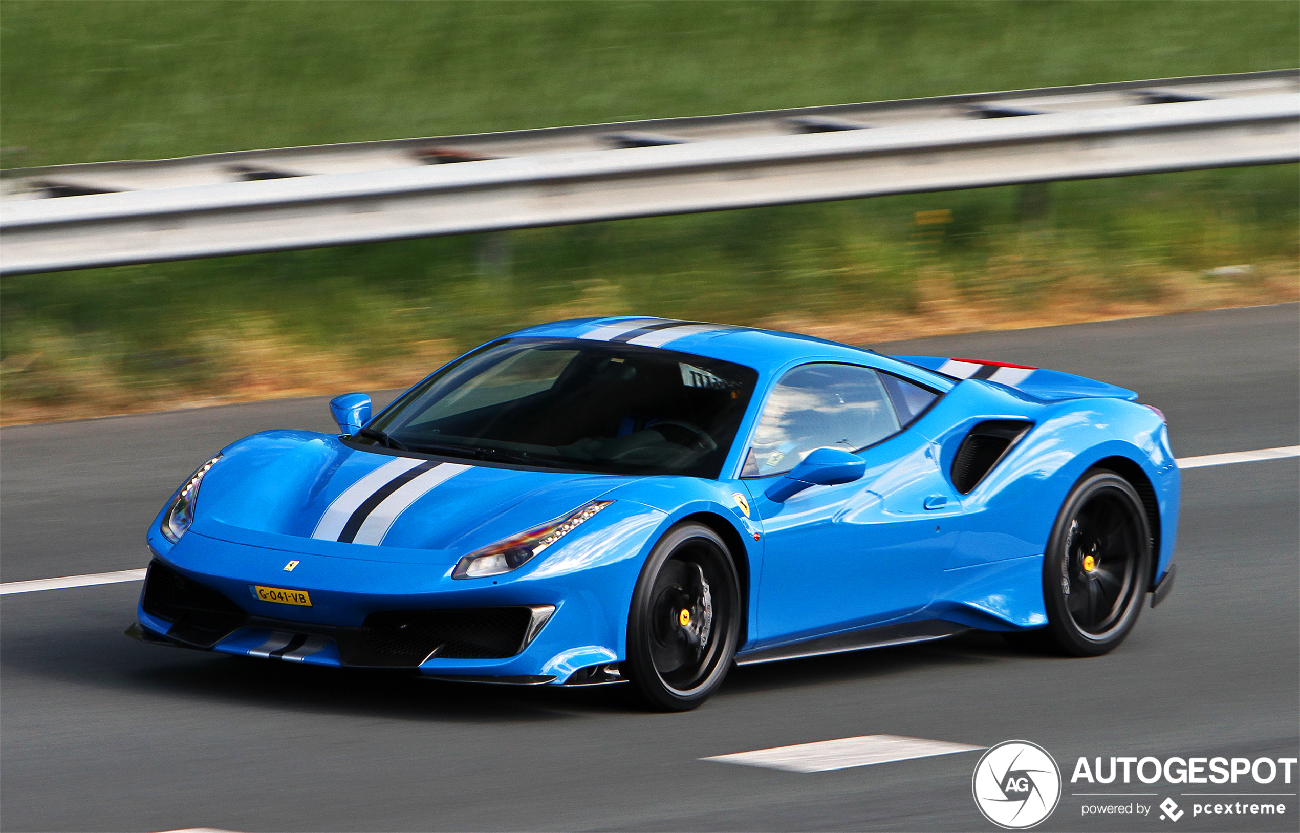 Ferrari 488 Pista