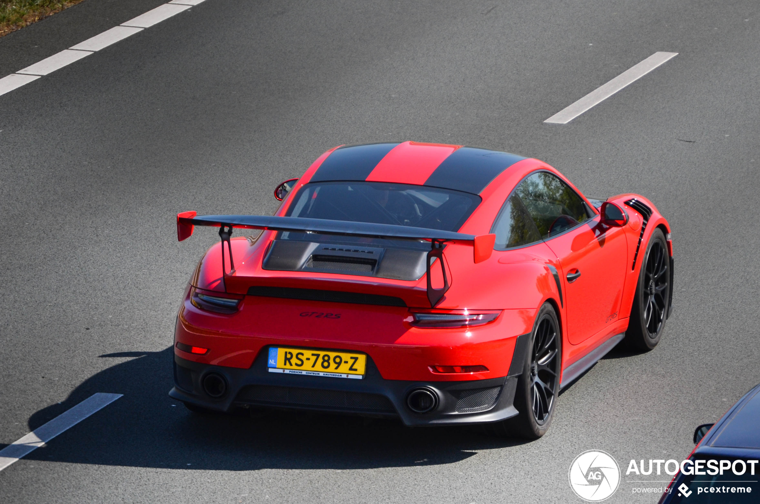 Porsche 991 GT2 RS Weissach Package