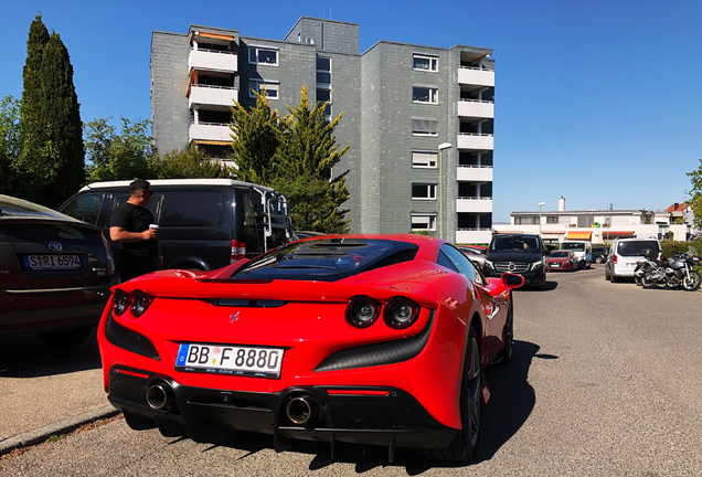 Ferrari F8 Tributo