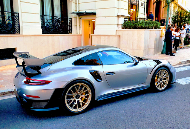 Porsche 991 GT2 RS Weissach Package