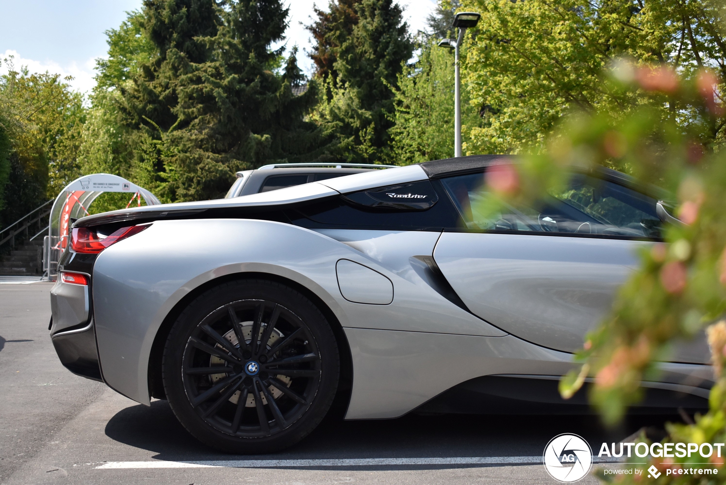 BMW i8 Roadster