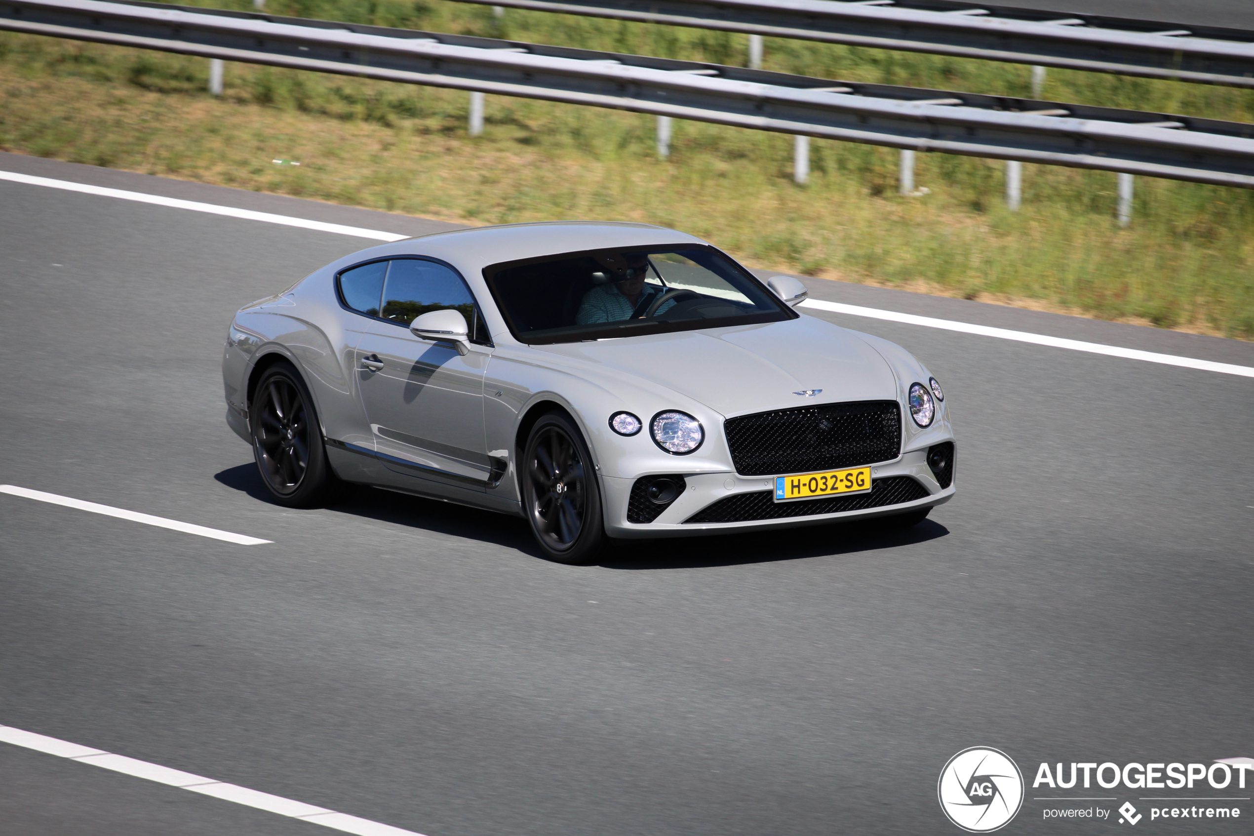 Bentley Continental GT V8 2020