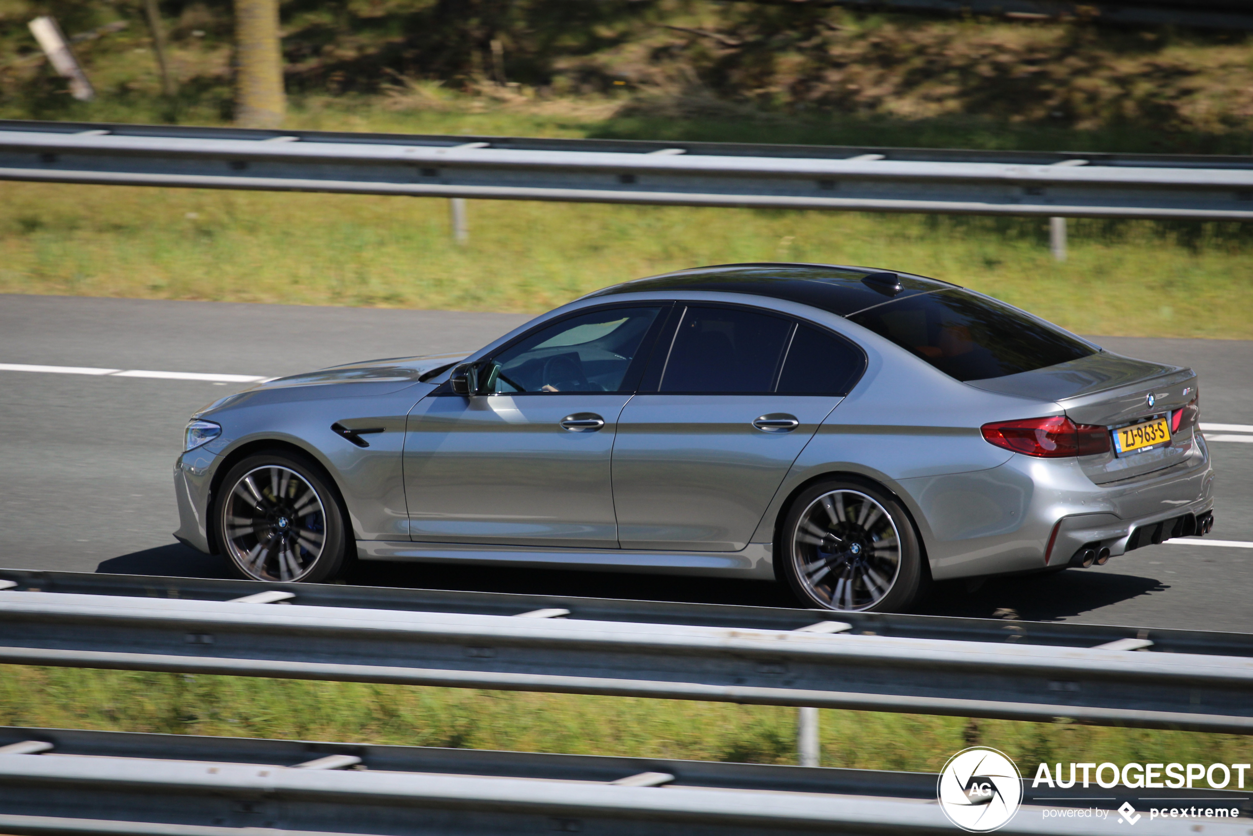 BMW M5 F90