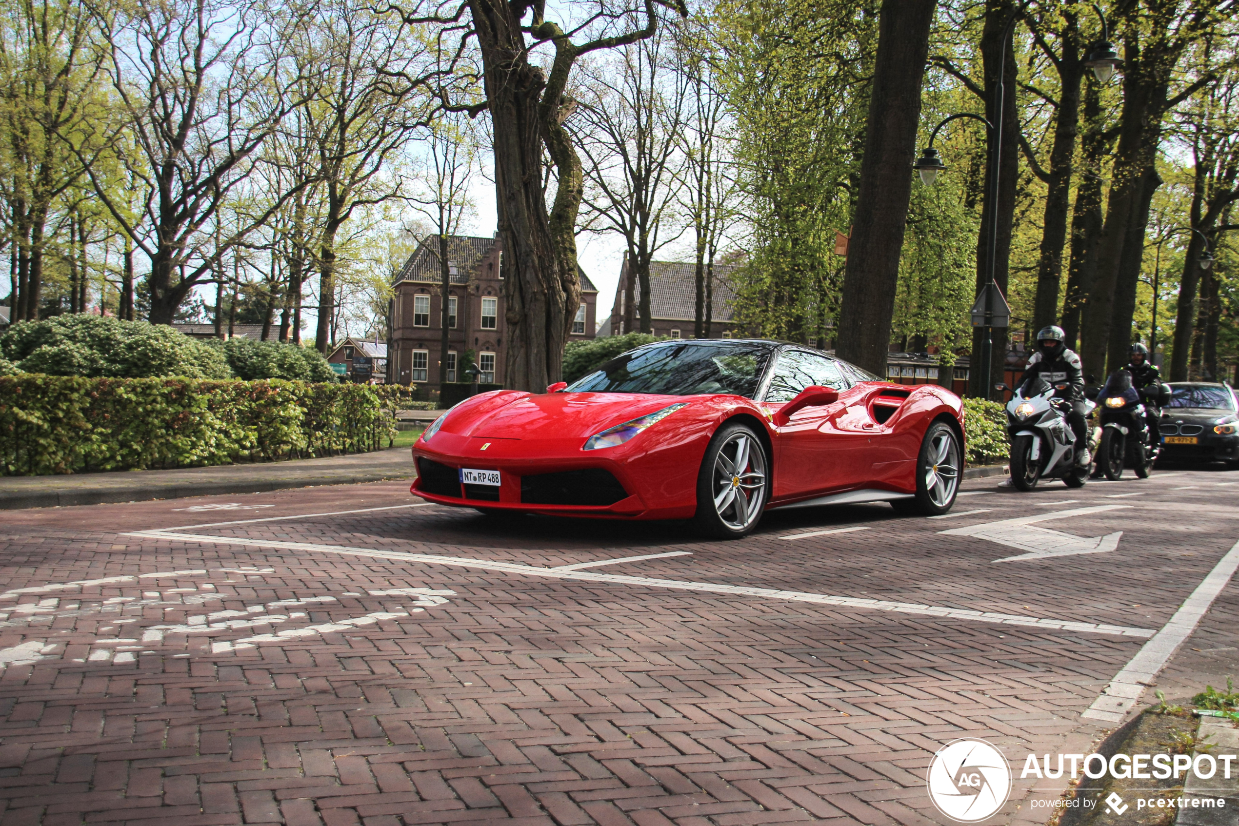 Ferrari 488 Spider