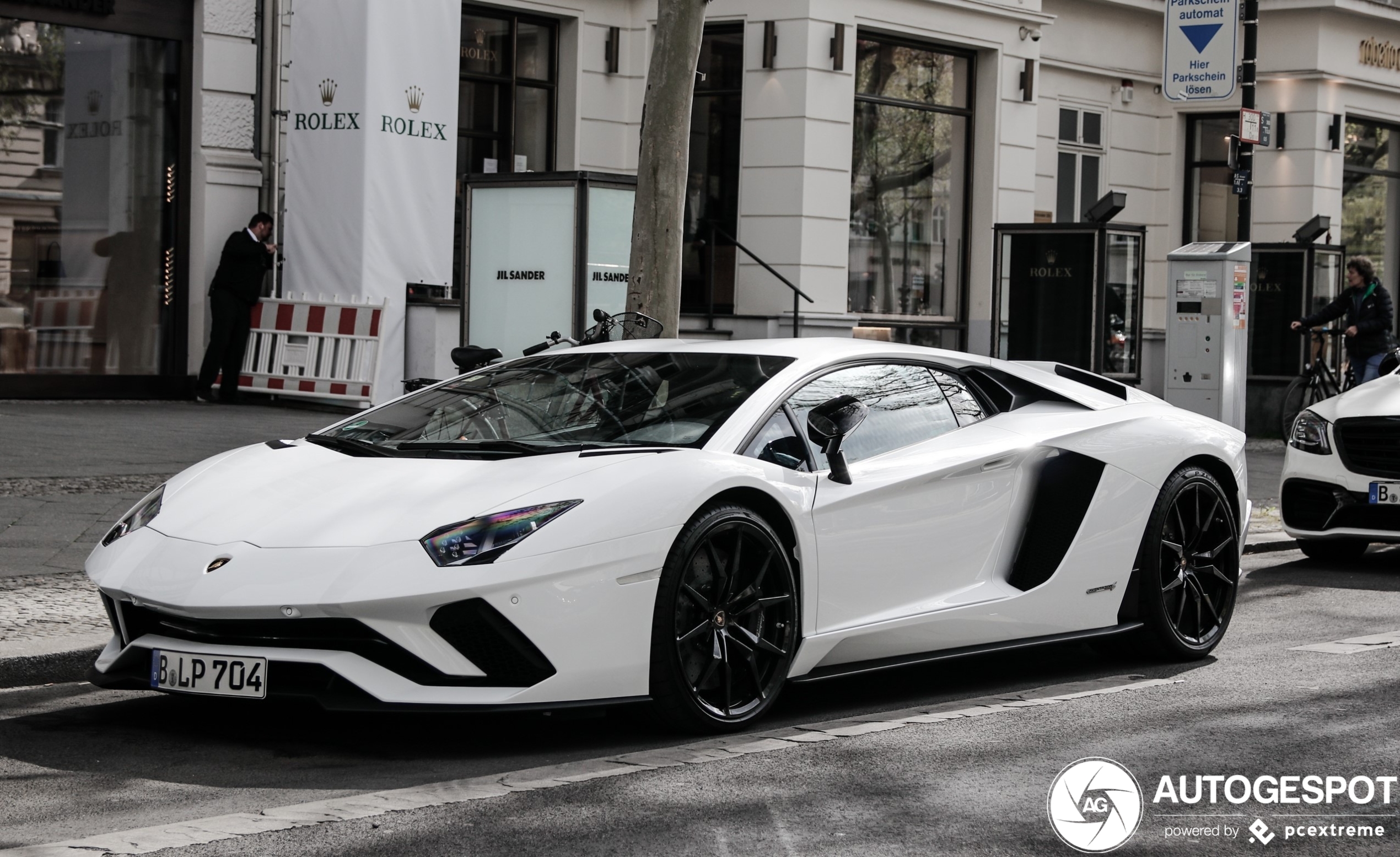 Lamborghini Aventador S LP740-4