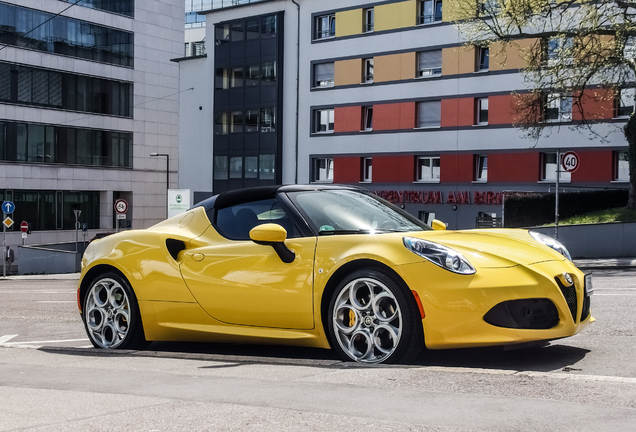 Alfa Romeo 4C Spider