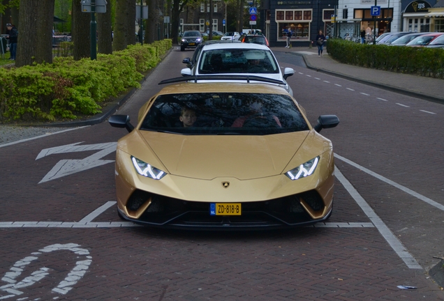 Lamborghini Huracán LP640-4 Performante