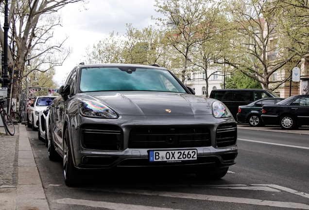 Porsche Cayenne Turbo S E-Hybrid