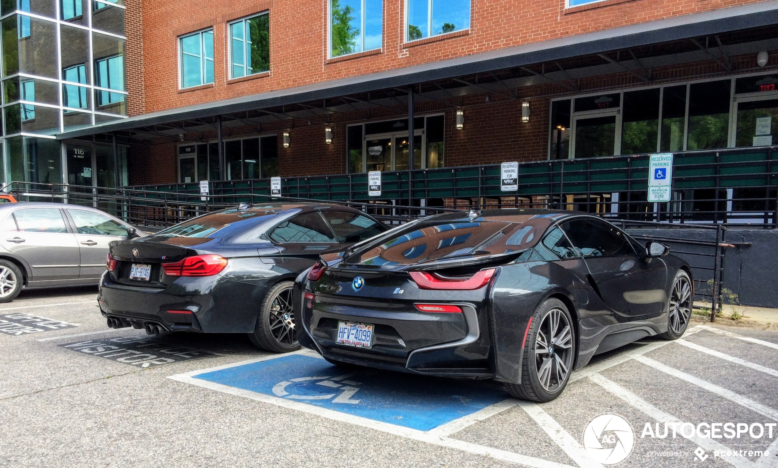 BMW i8