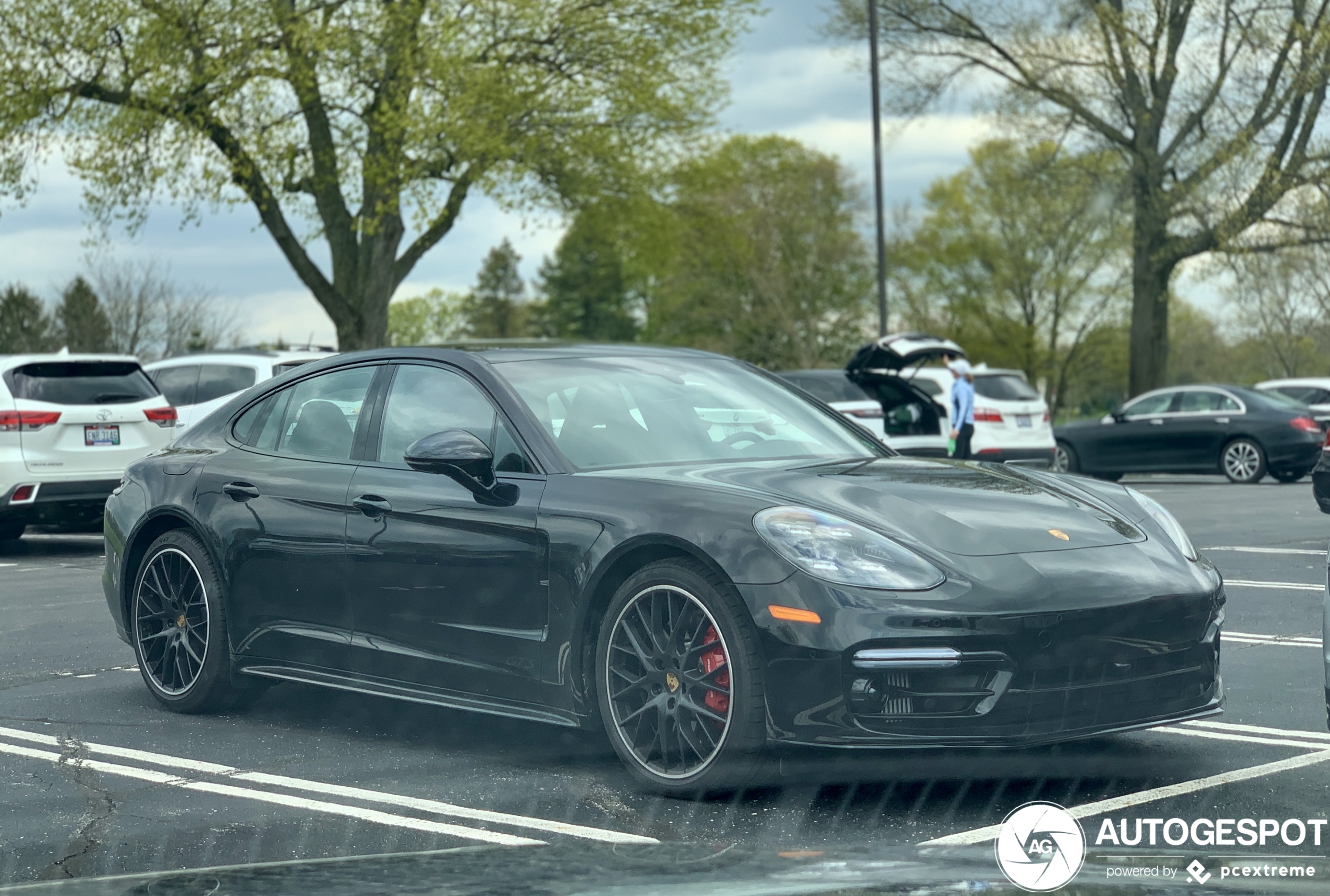 Porsche 971 Panamera GTS MkI