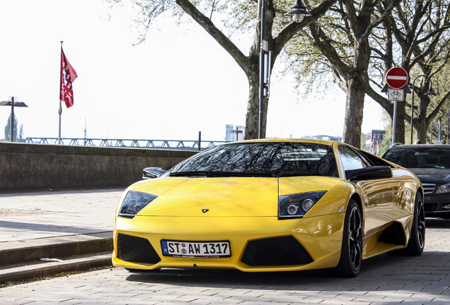 Lamborghini Murciélago LP640