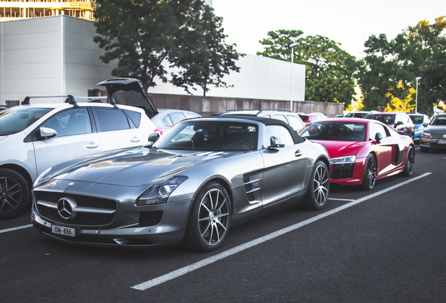 Mercedes-Benz SLS AMG Roadster