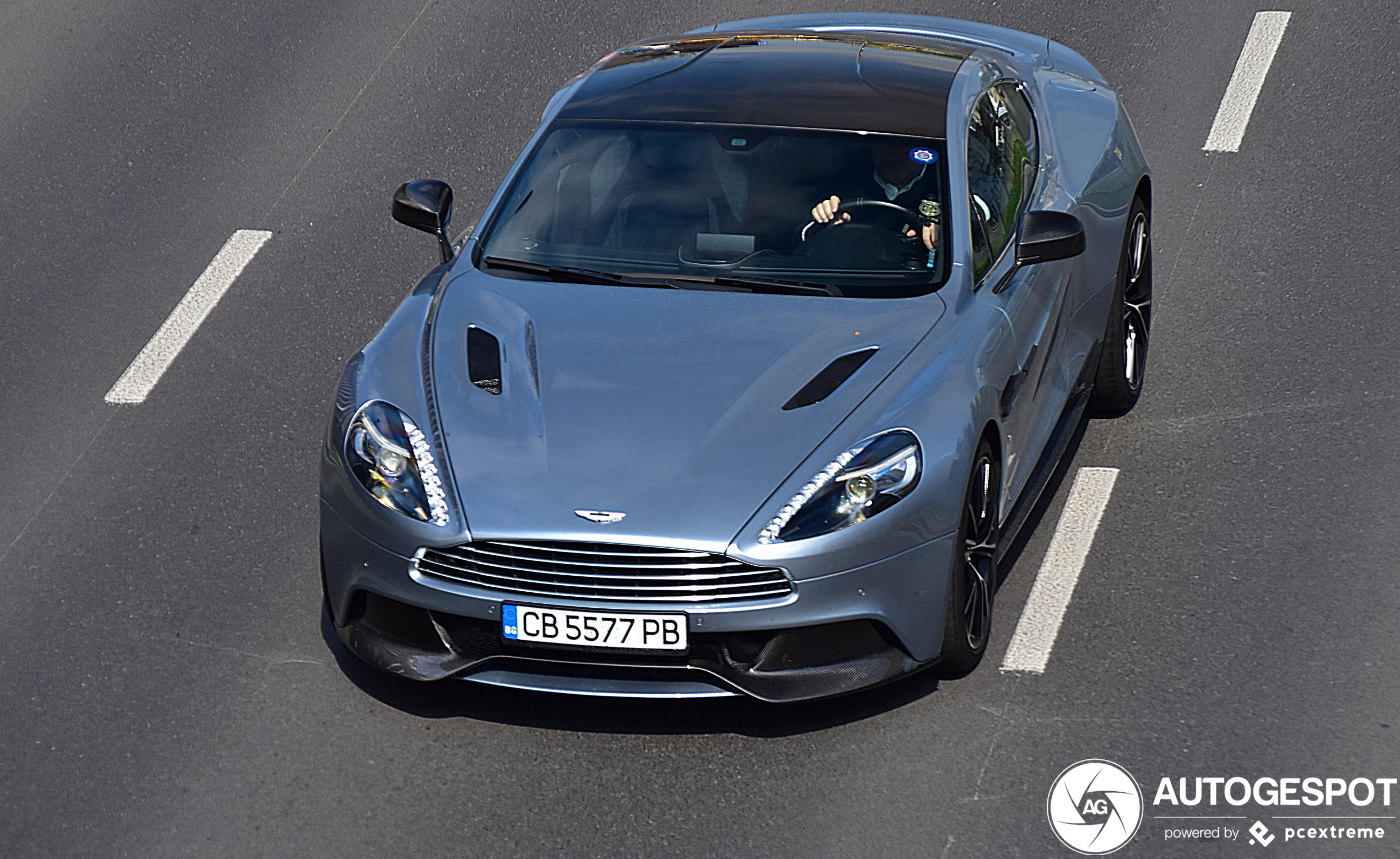 Aston Martin Vanquish 2013