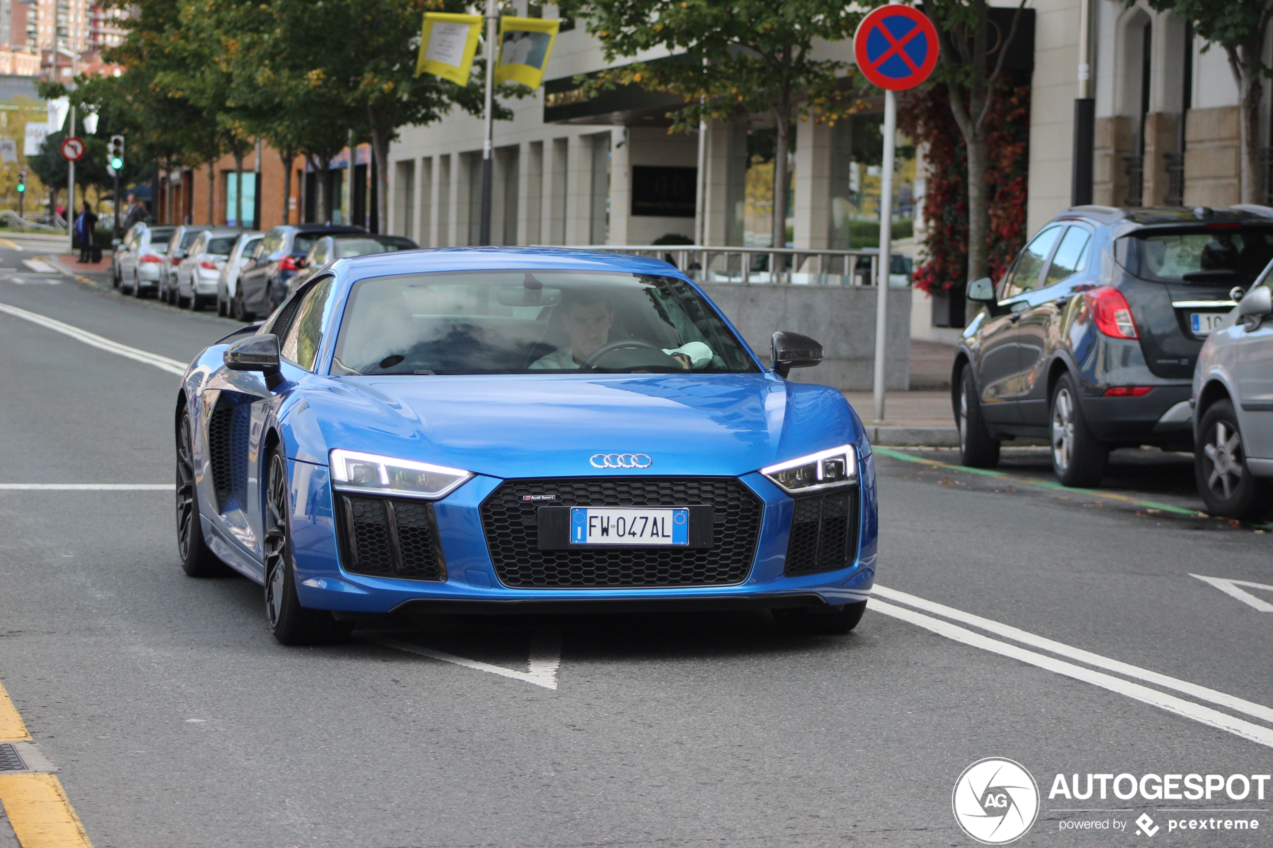 Audi R8 V10 Plus 2015