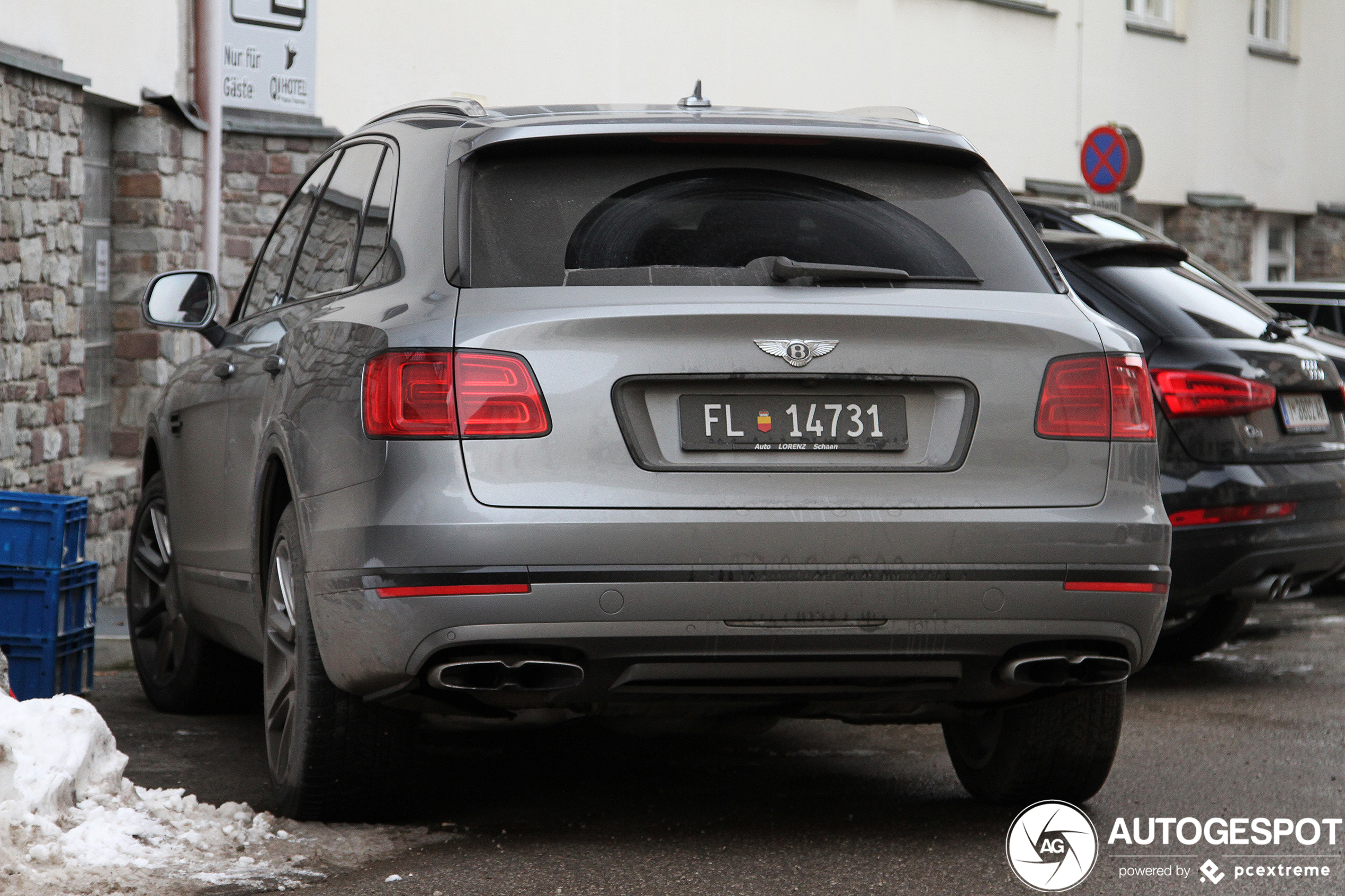 Bentley Bentayga V8