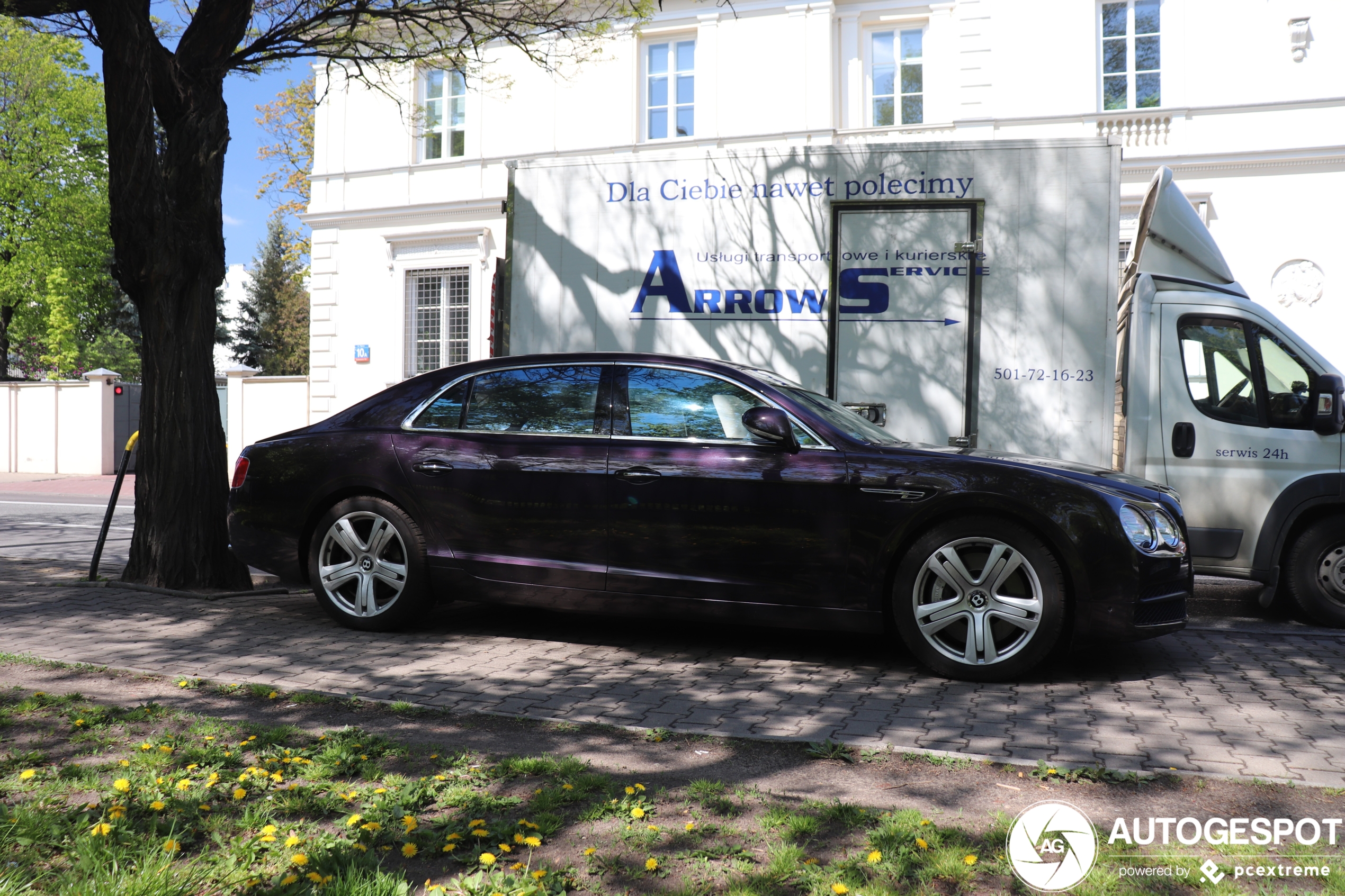 Bentley Flying Spur V8