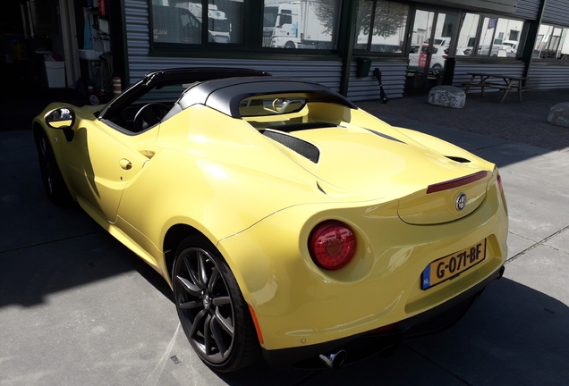 Alfa Romeo 4C Spider