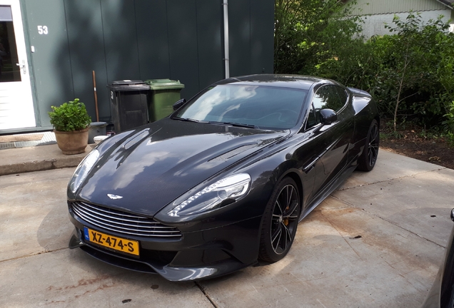 Aston Martin Vanquish 2013