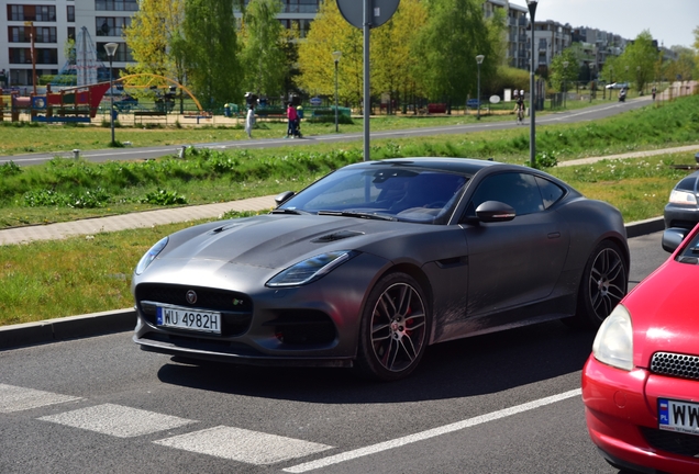 Jaguar F-TYPE R Coupé 2017