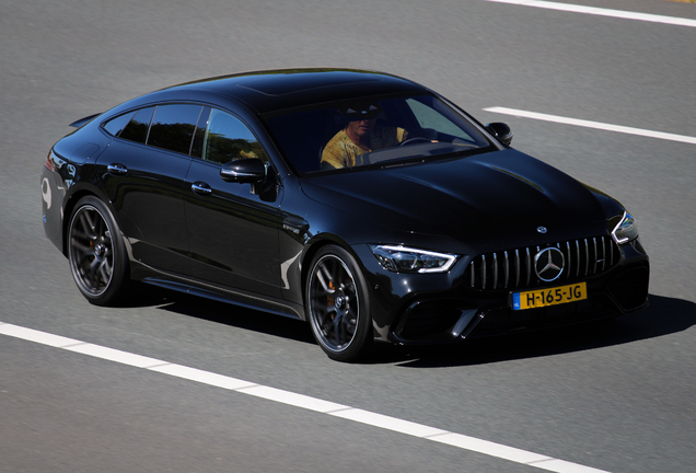 Mercedes-AMG GT 63 S X290