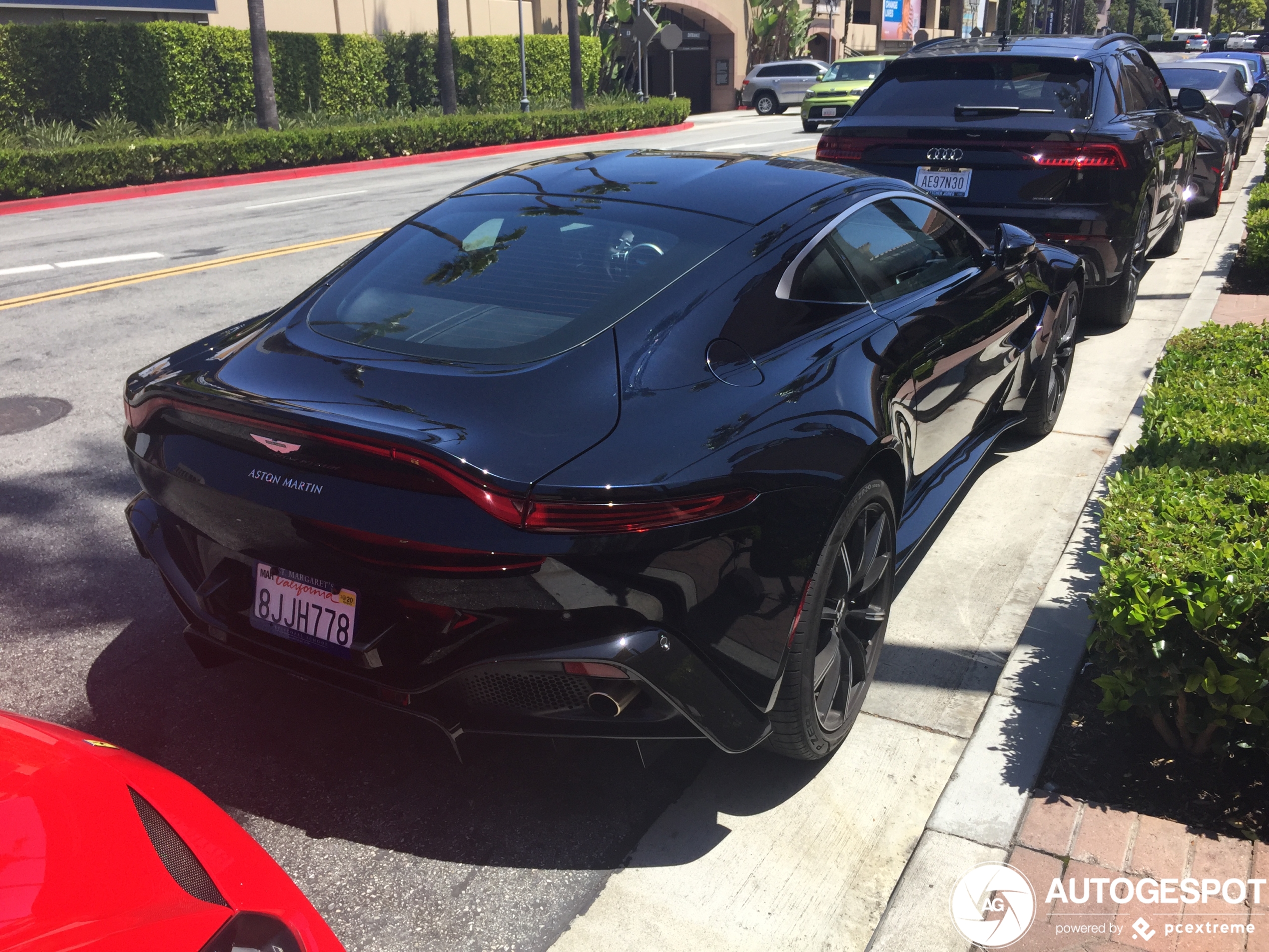 Aston Martin V8 Vantage 2018