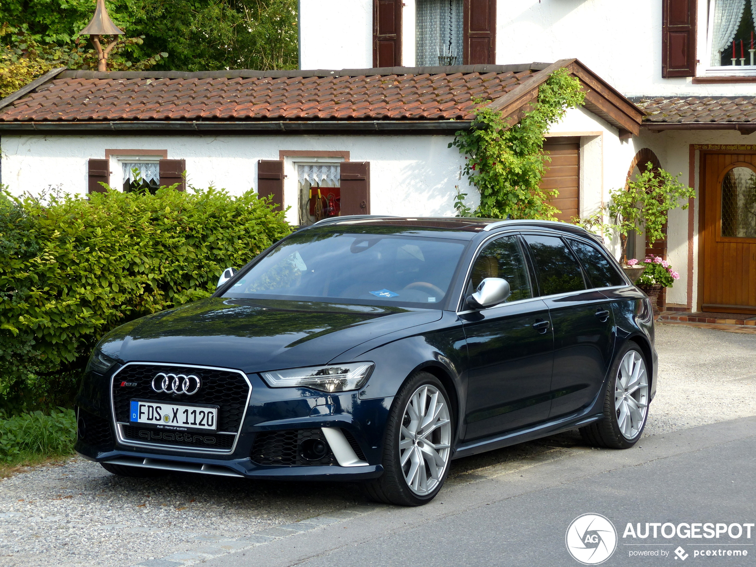 Audi RS6 Avant C7 2015