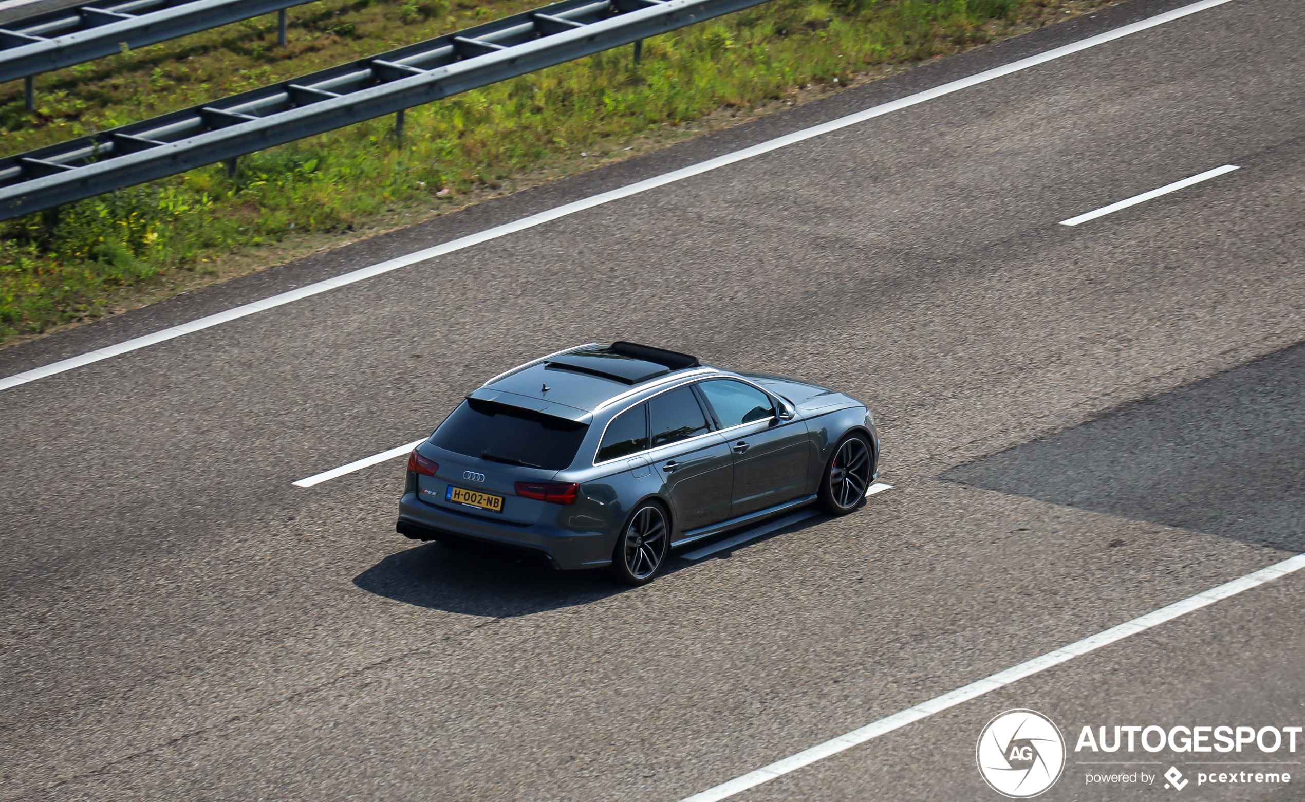 Audi RS6 Avant C7 2015