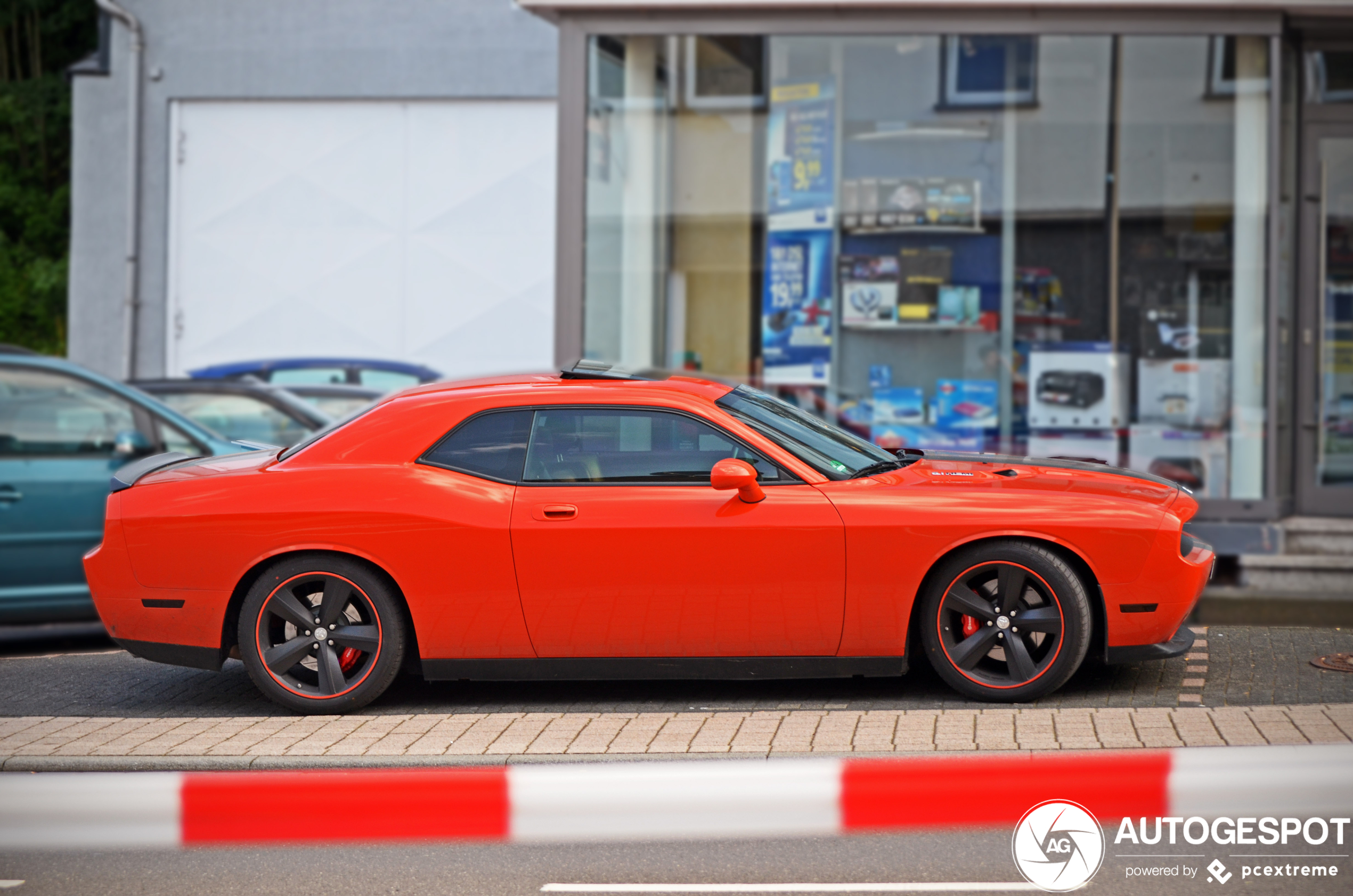 Dodge Challenger SRT-8