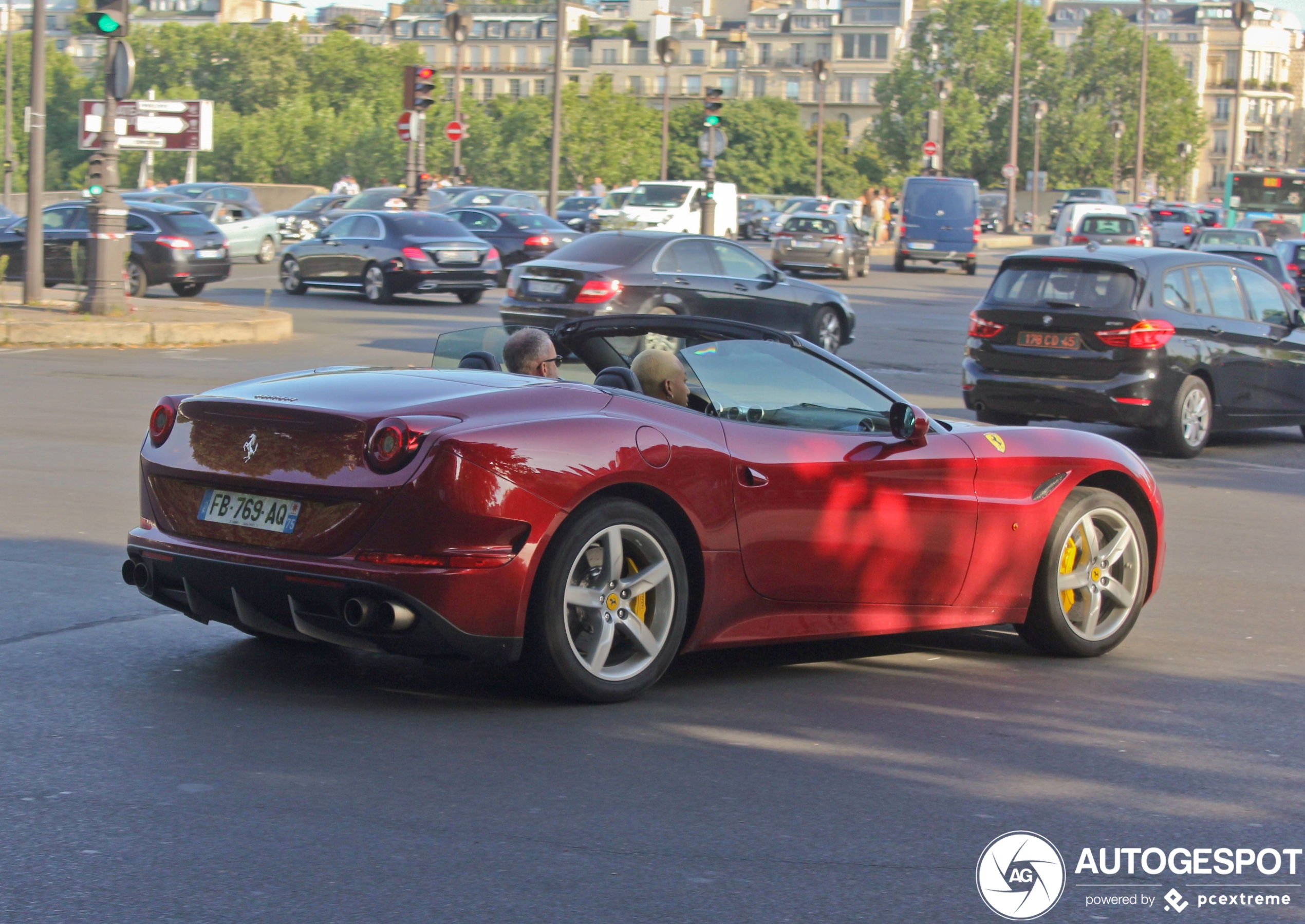 Ferrari California T