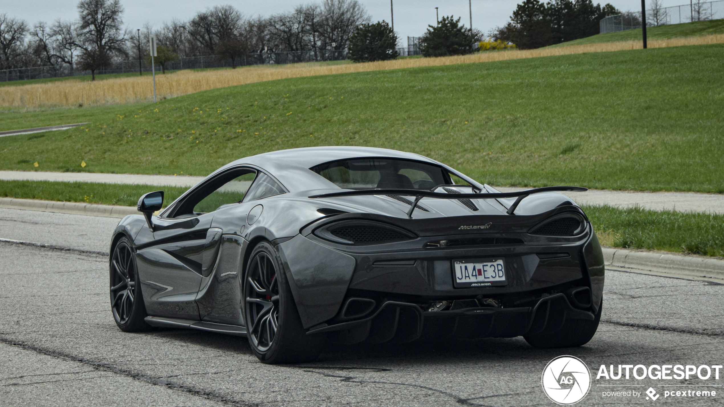 McLaren 570S