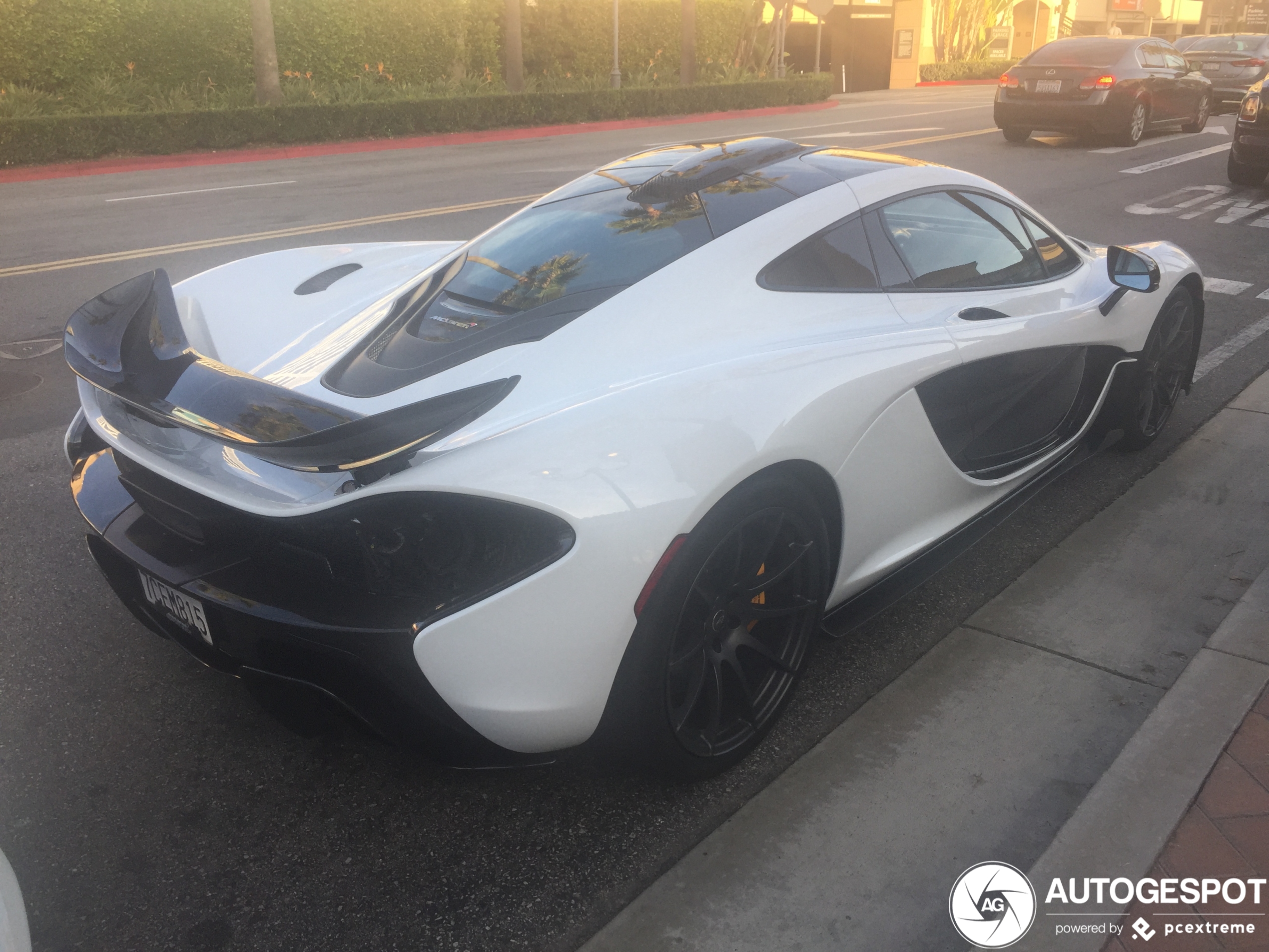 McLaren P1