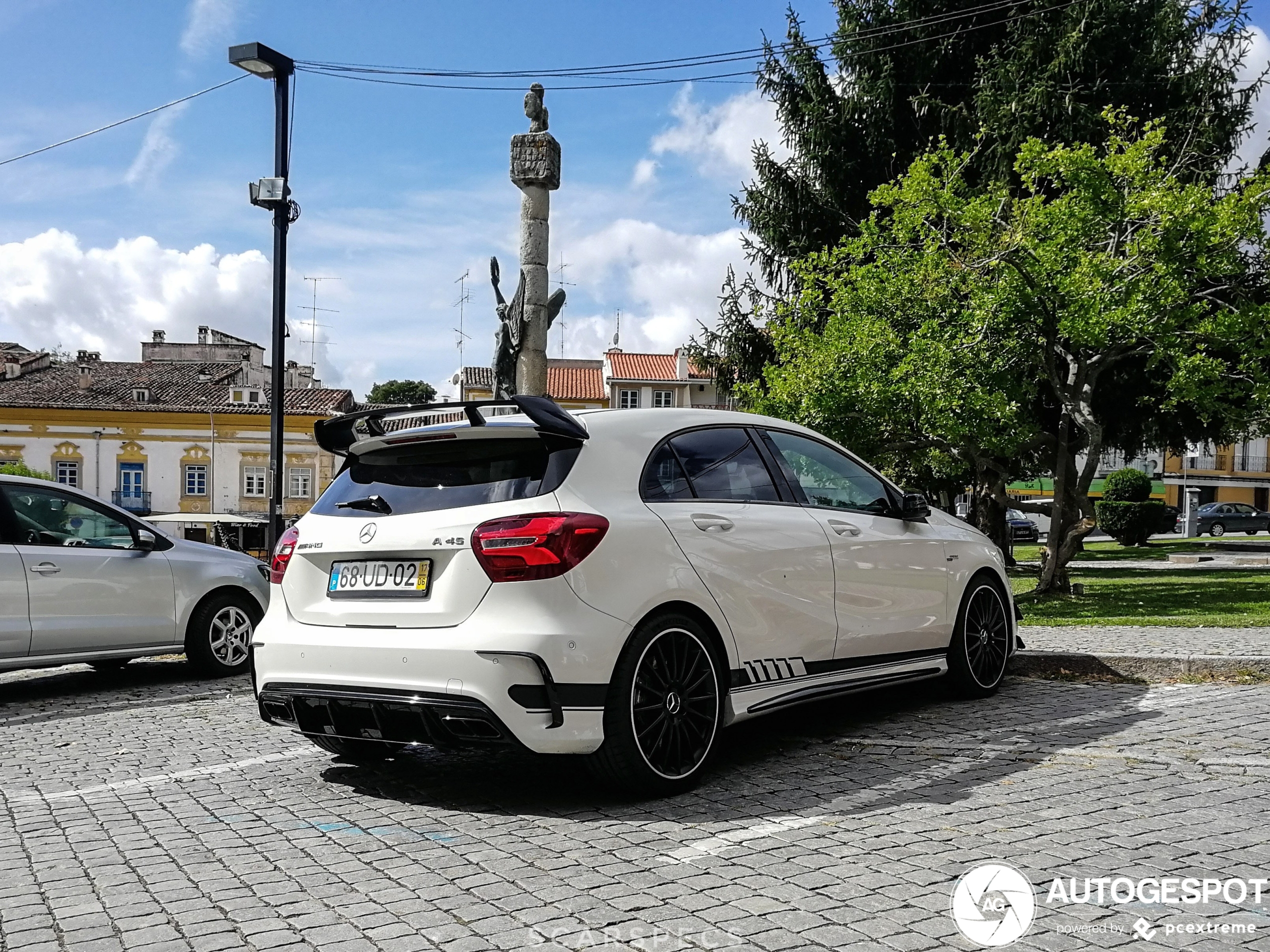 Mercedes-AMG A 45 W176 2015